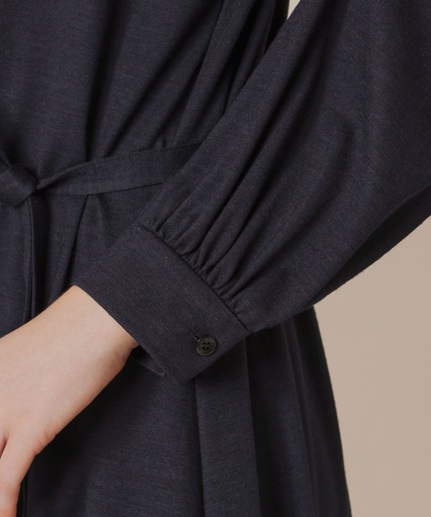 2511-G5J2147528__O,28,