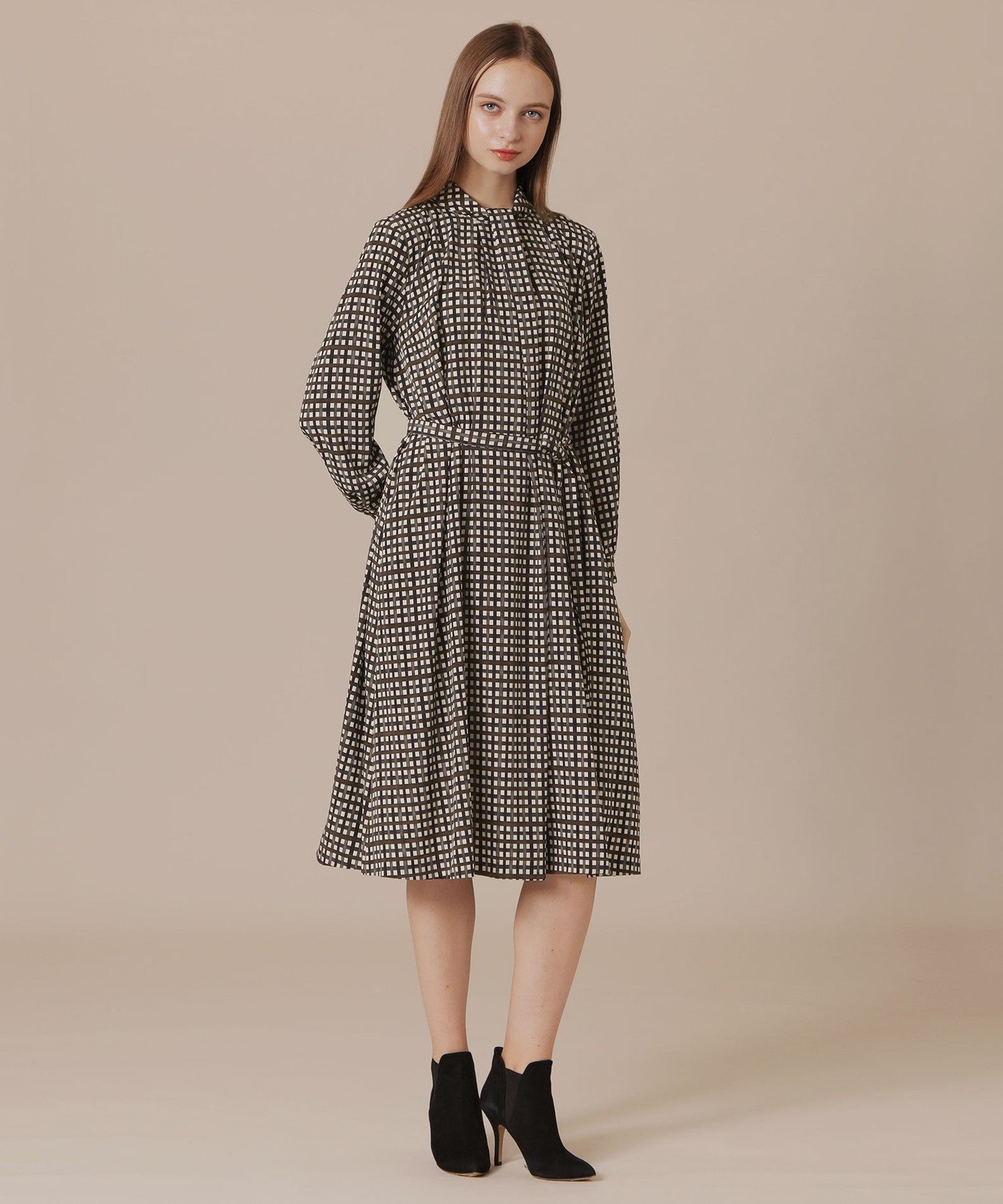 2511-G5J7848303__I,03,