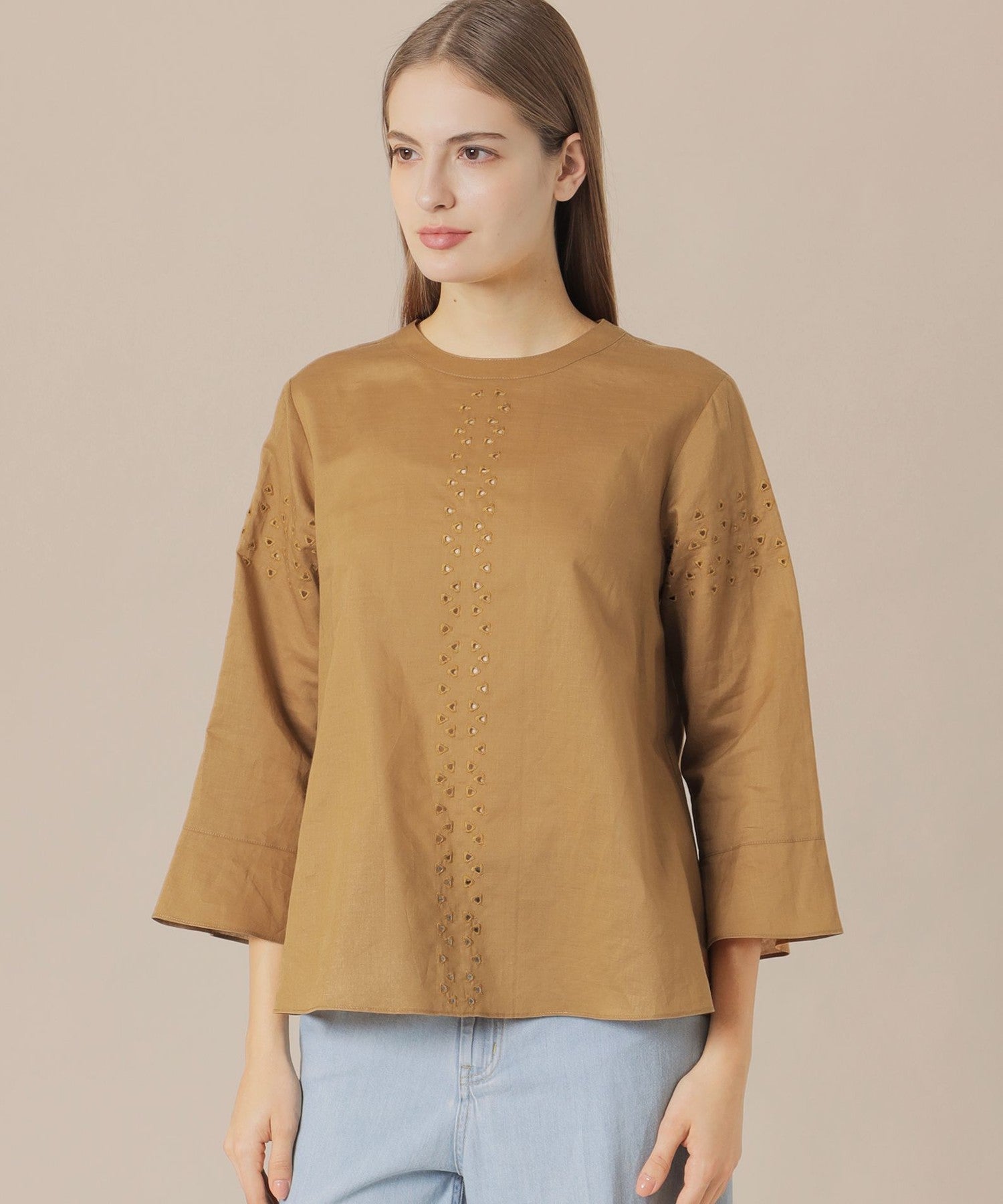 2511-G5M1754642__A,42,モデル身長174cm 着用サイズ：38