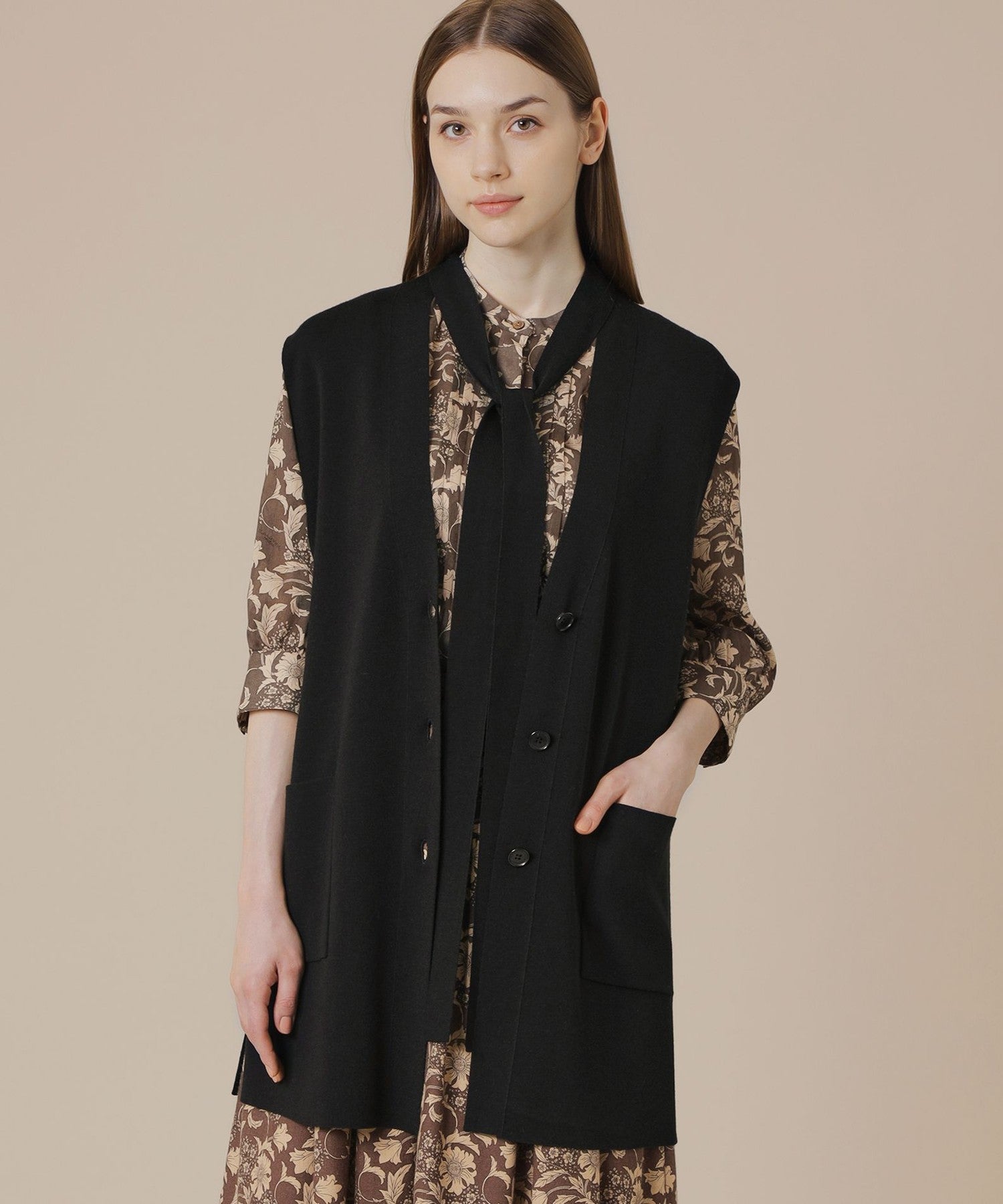 2511-G5N0360109__A,09,モデル身長174cm 着用サイズ：38