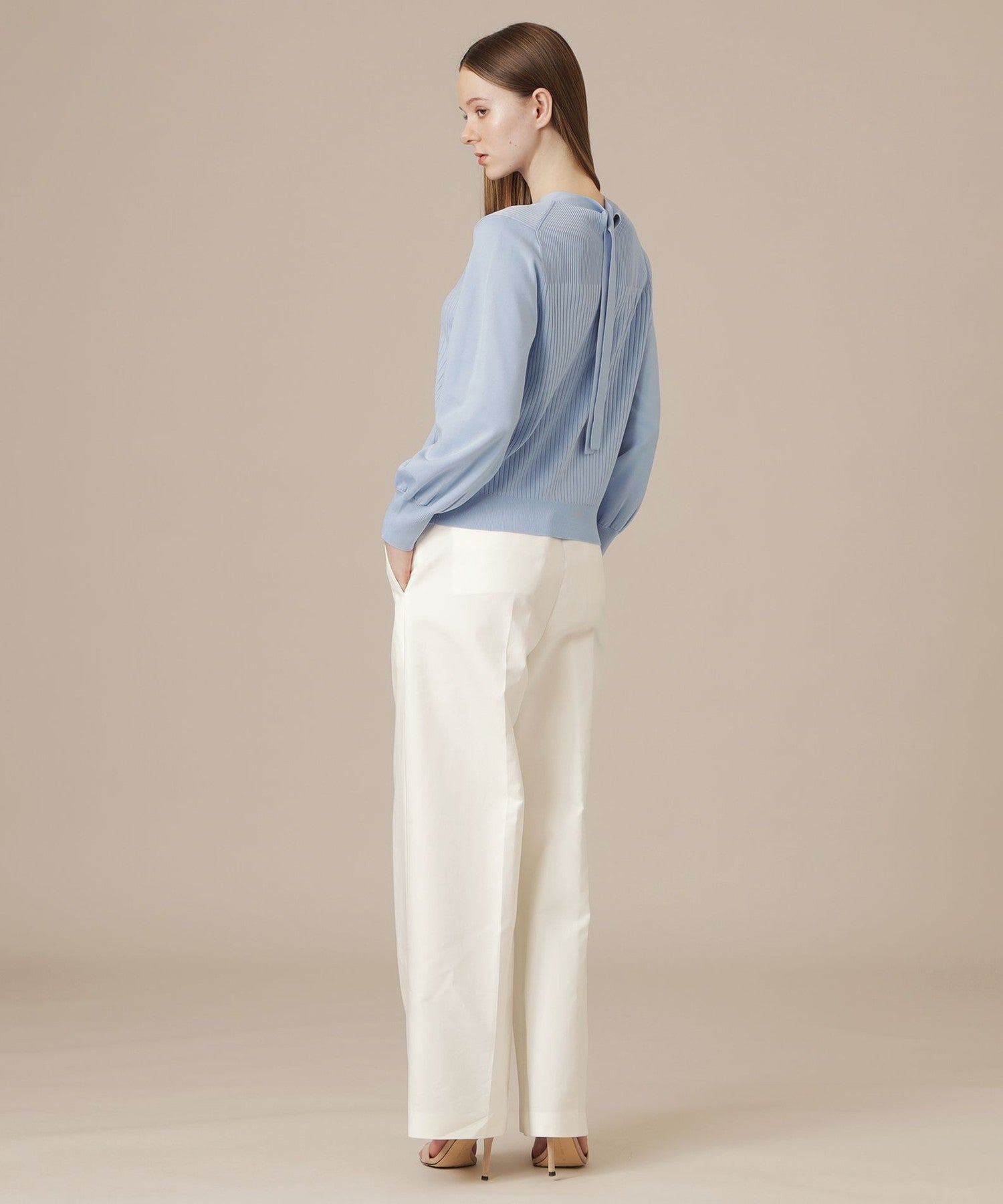 2511-G5N0670422__L,22,