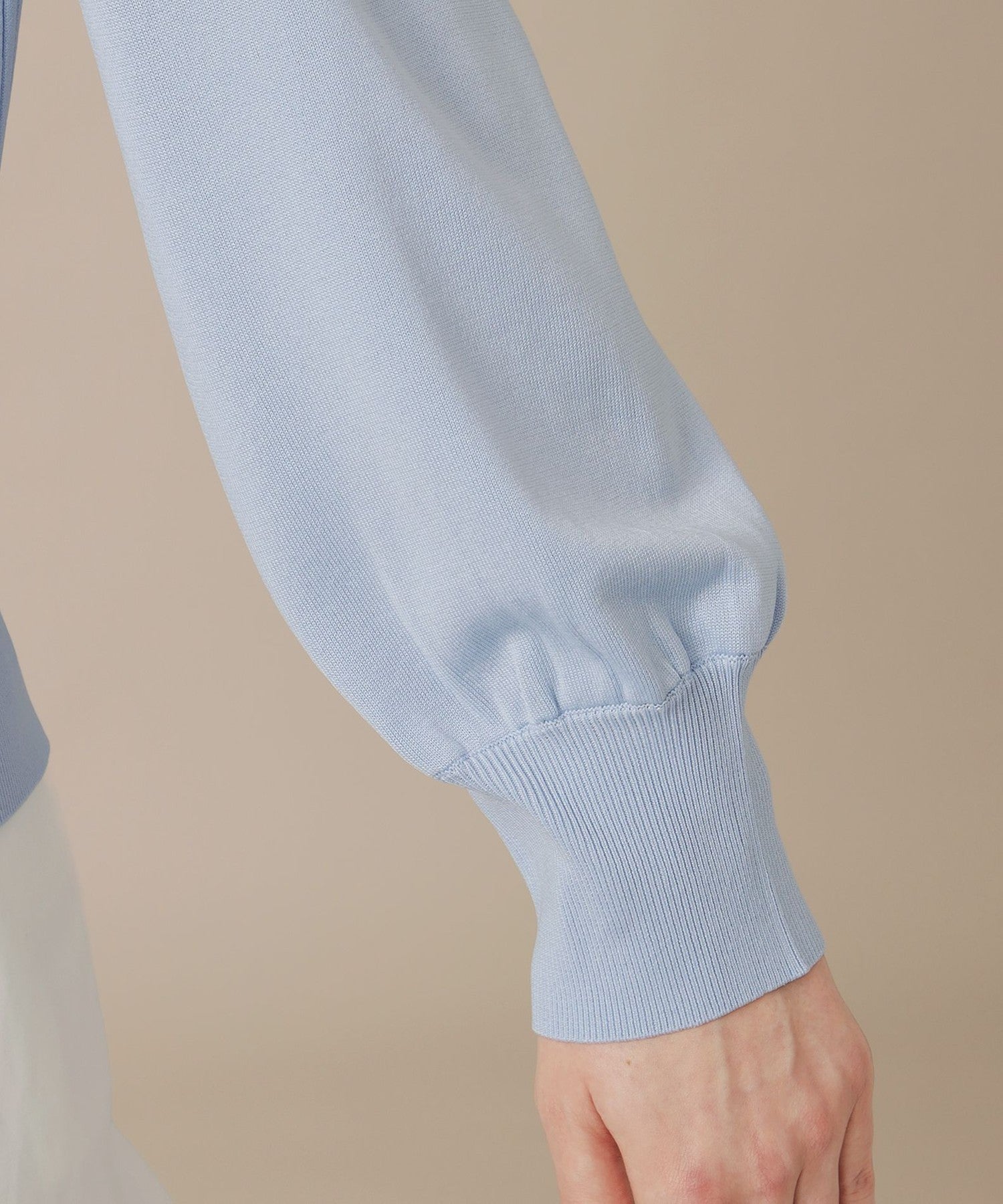 2511-G5N0670422__Q,22,