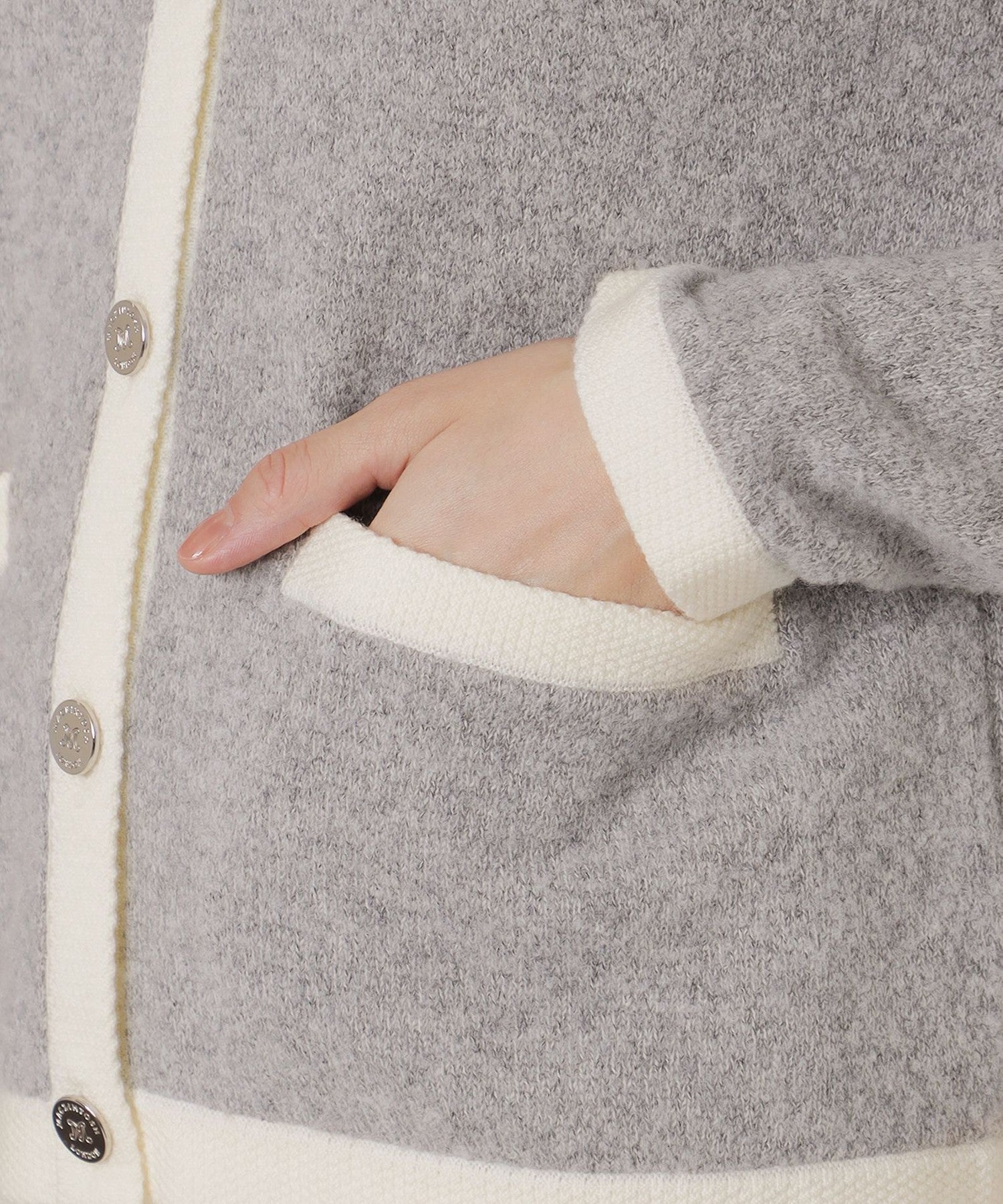 2511-G5N1562306__N,06,