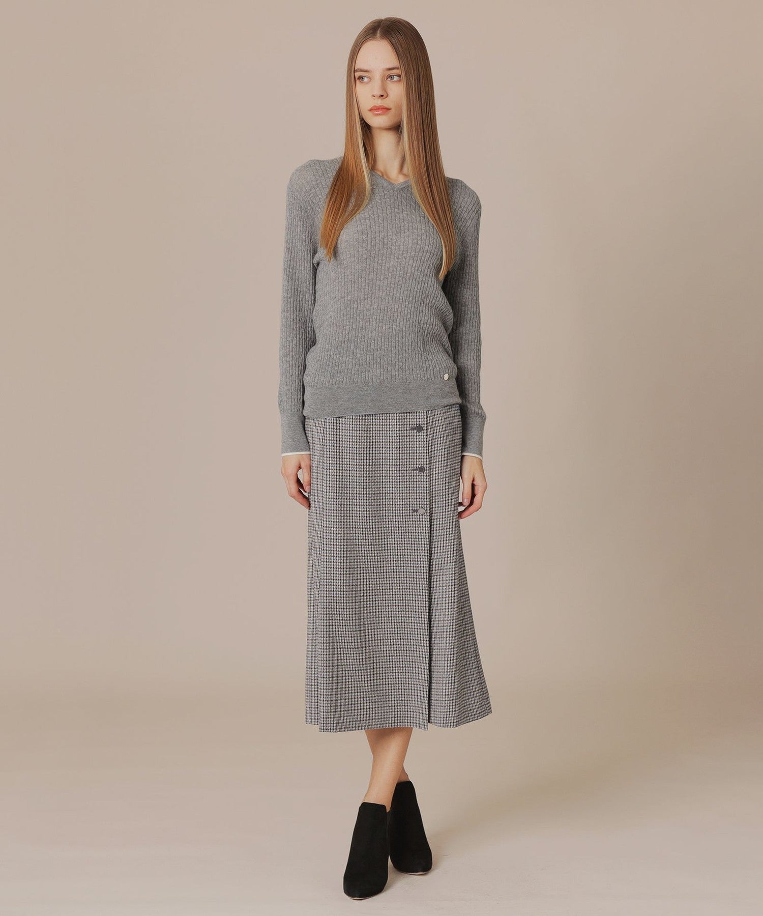 2511-G5N2040622__I,22,