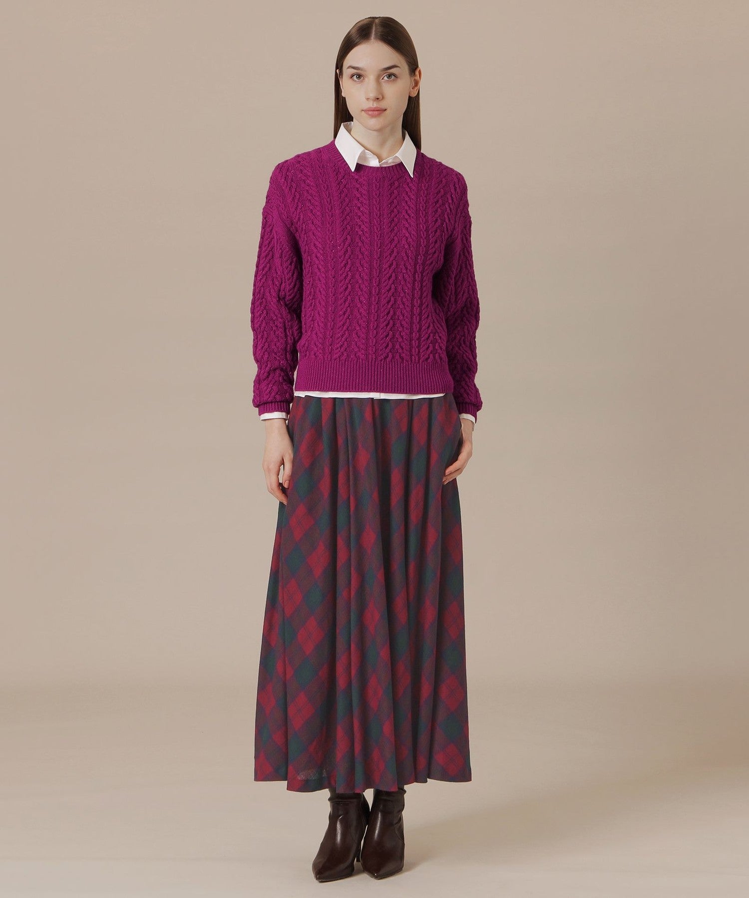 2511-G5N2161906__L,06,