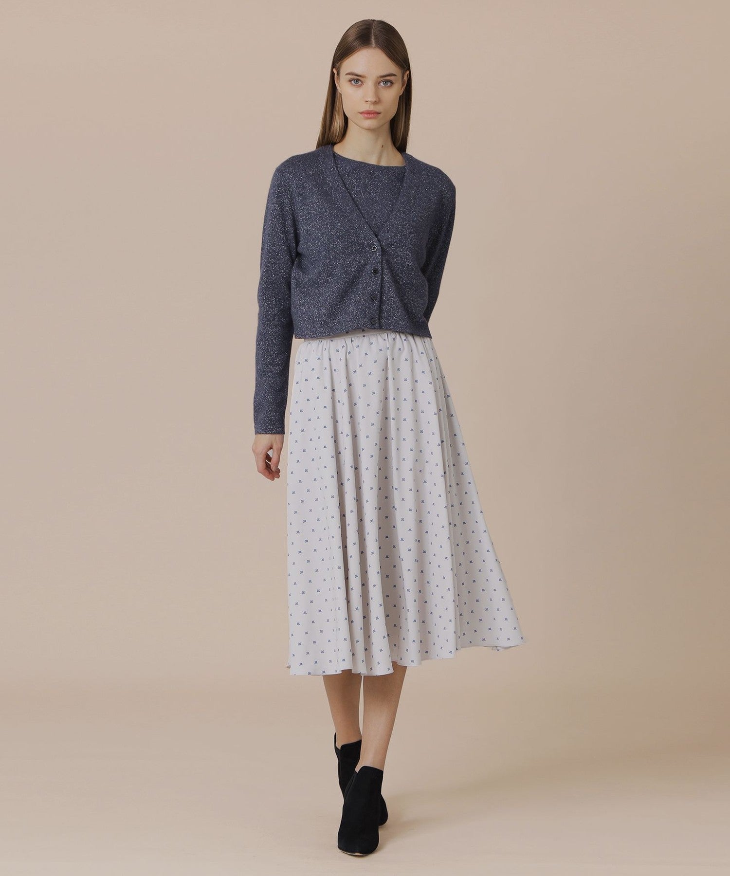 2511-G5N3041302__K,02,