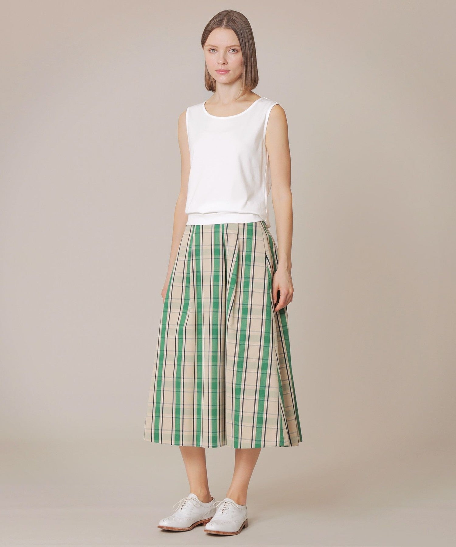 2511-G5P0916528__E,28,