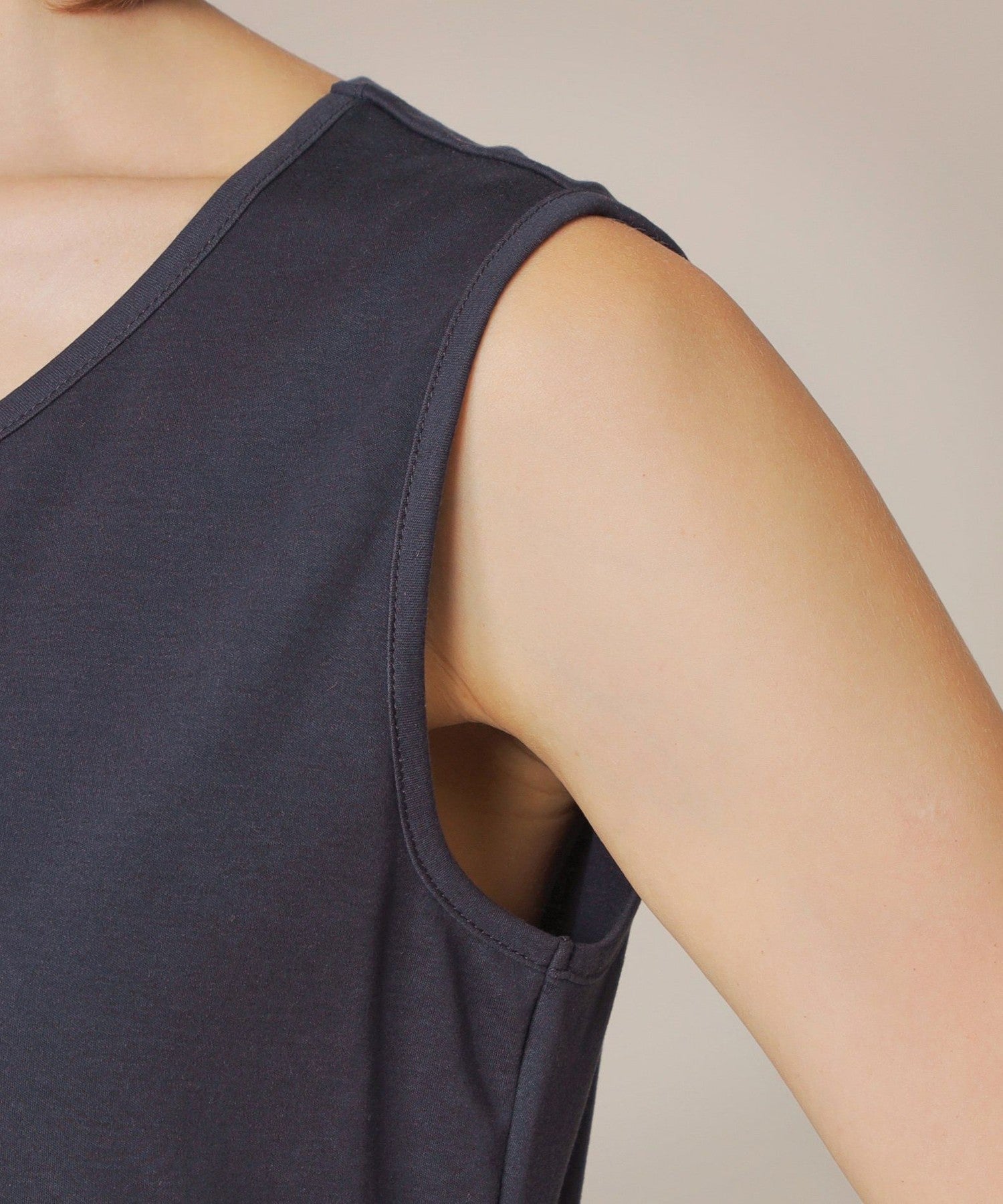 2511-G5P0916528__N,28,