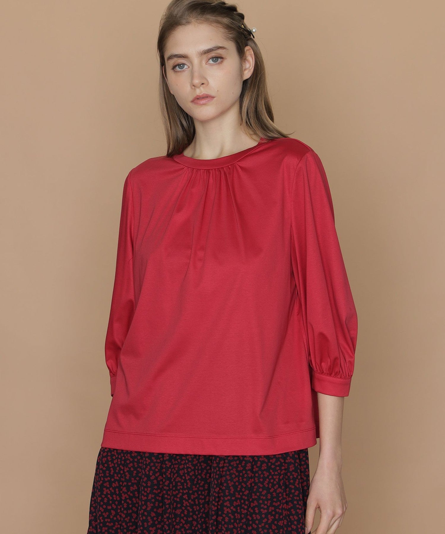 2511-G5P4115718__A,18,モデル身長174cm 着用サイズ：38