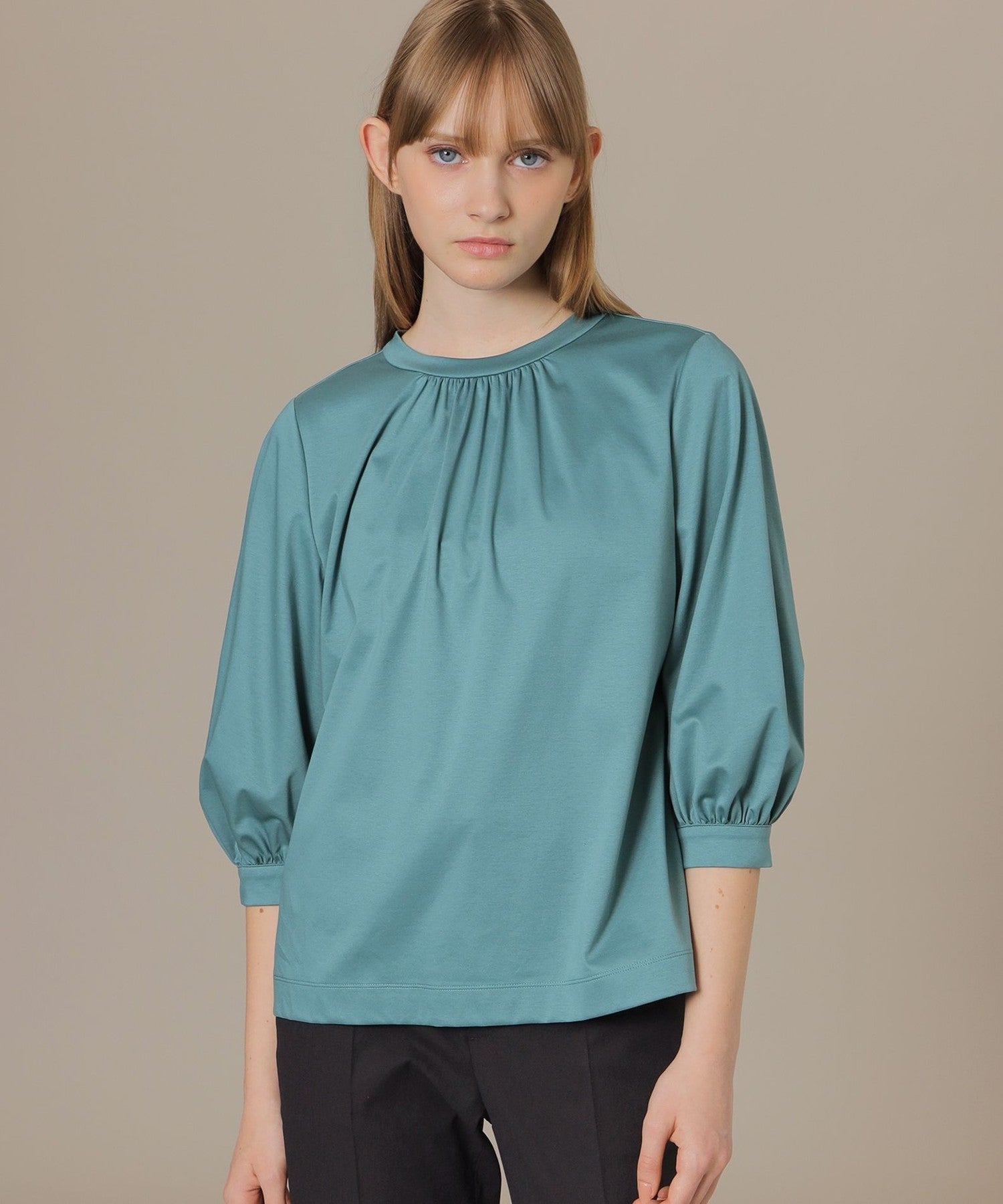 2511-G5P4115724__A,24,