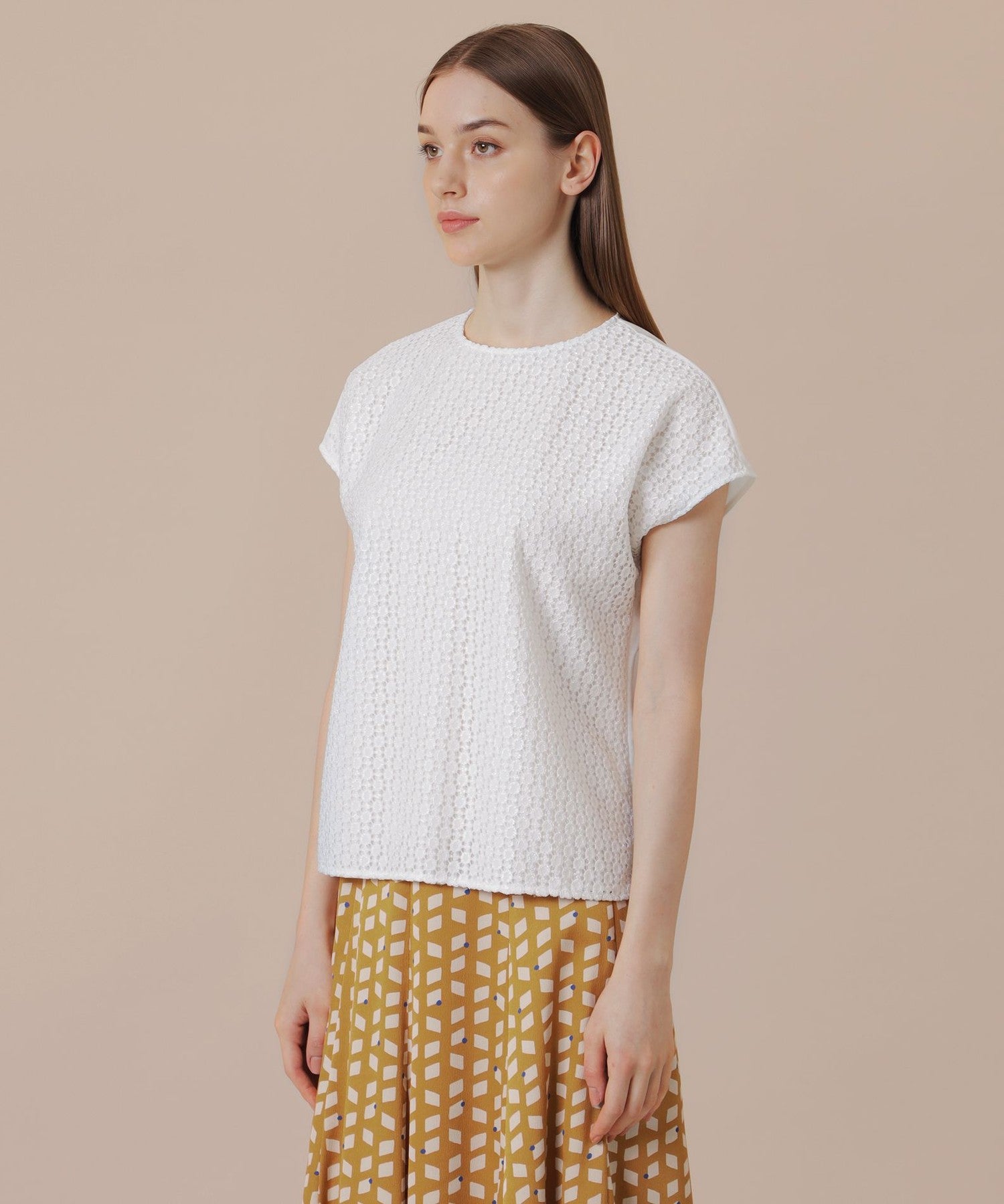 2511-G5P7068702__L,02,