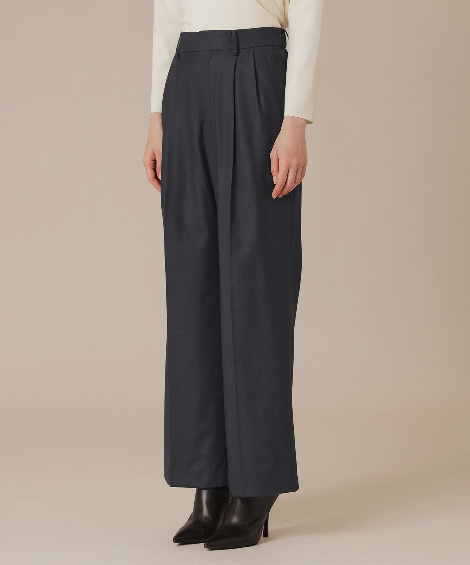 2511-G5R0342528__O,28,