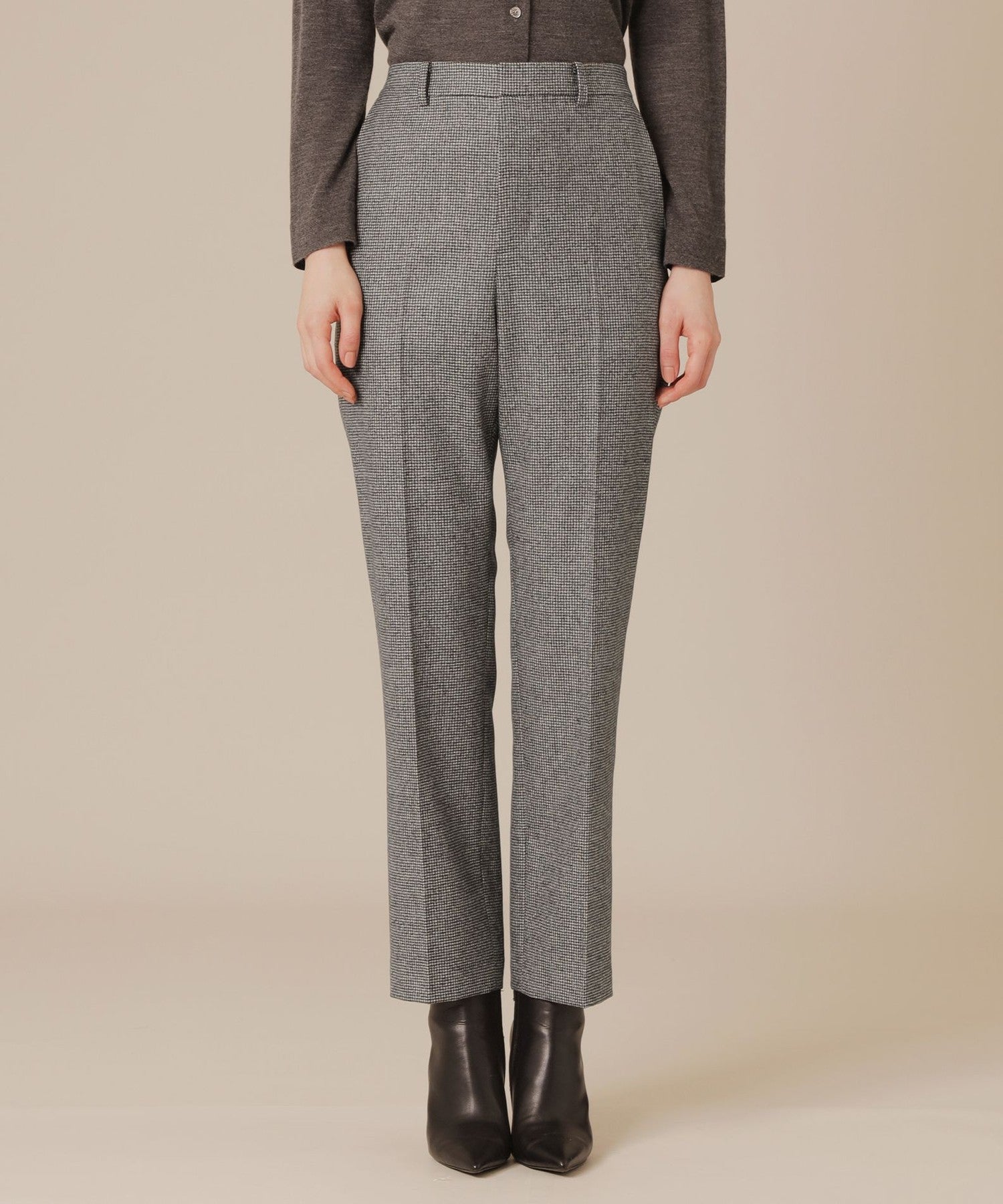 2511-G5R1363509__M,09,