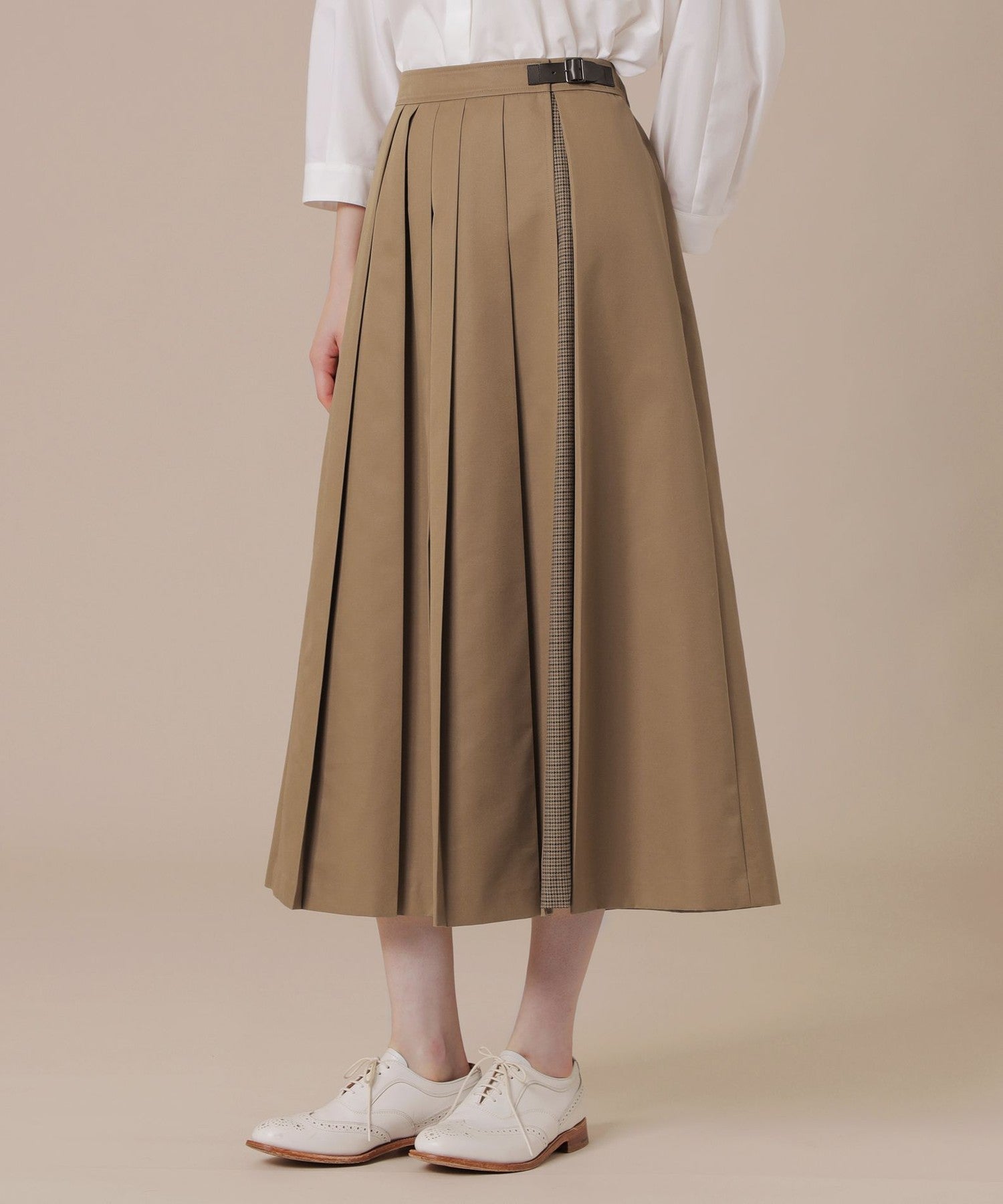 2511-G5S0142440__A,40,モデル身長174cm 着用サイズ：38