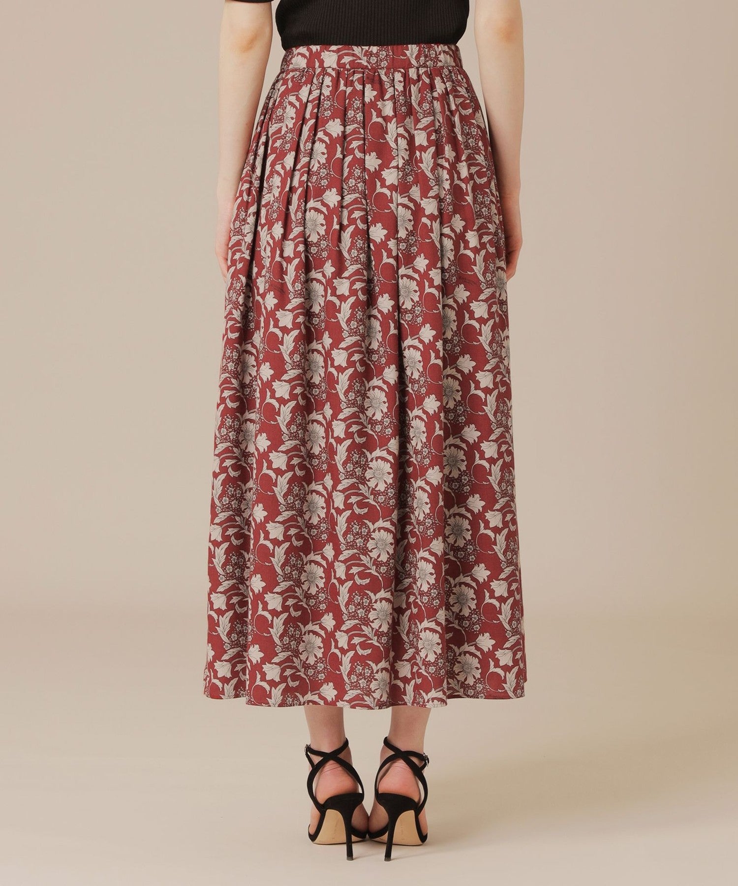 2511-G5S0563318__M,18,