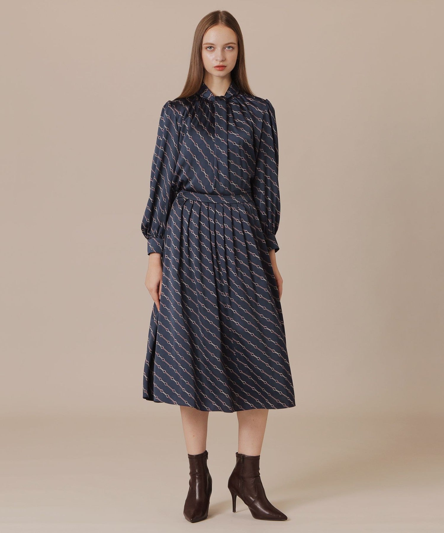 2511-G5S1242028__I,28,