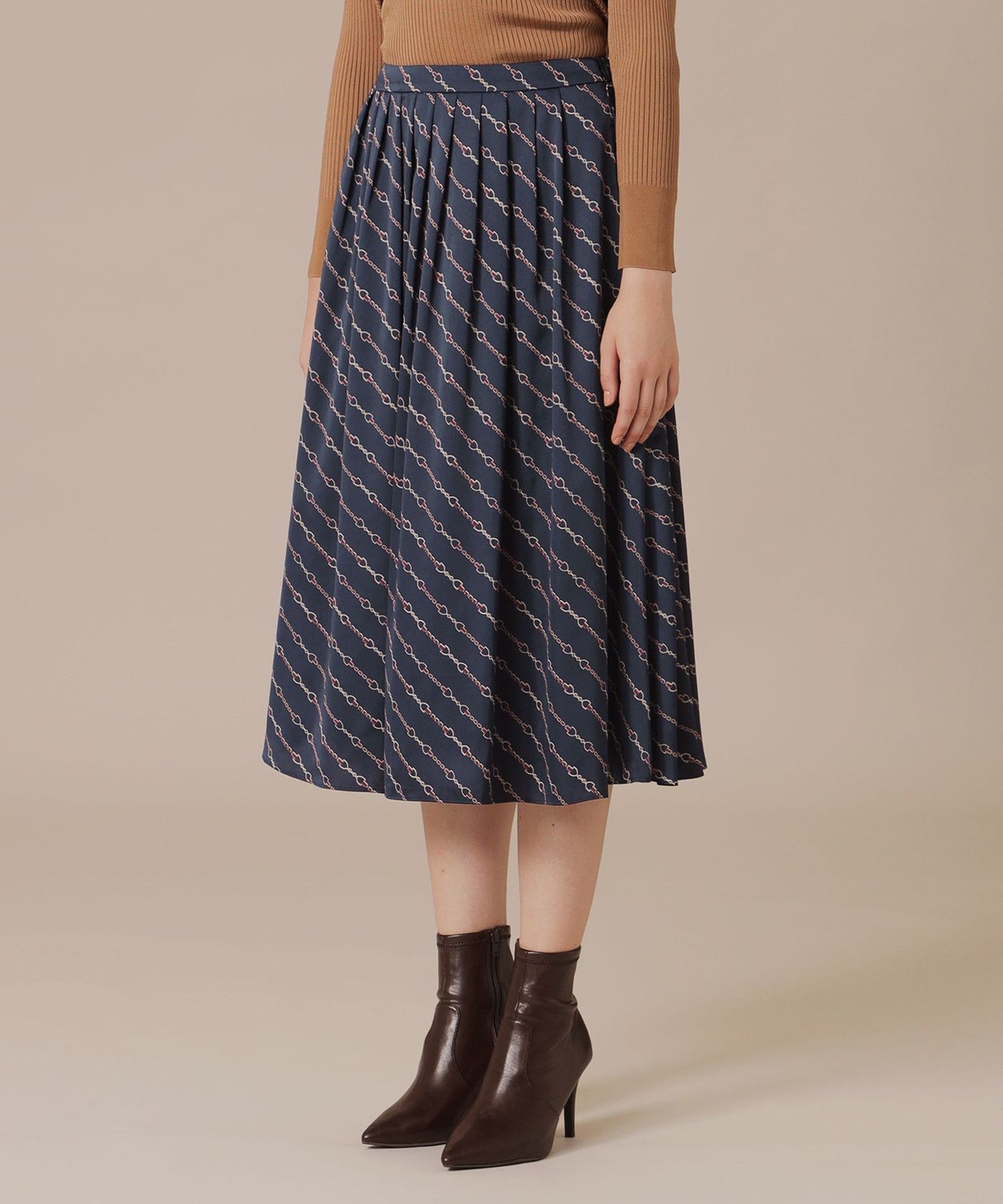 2511-G5S1242028__L,28,