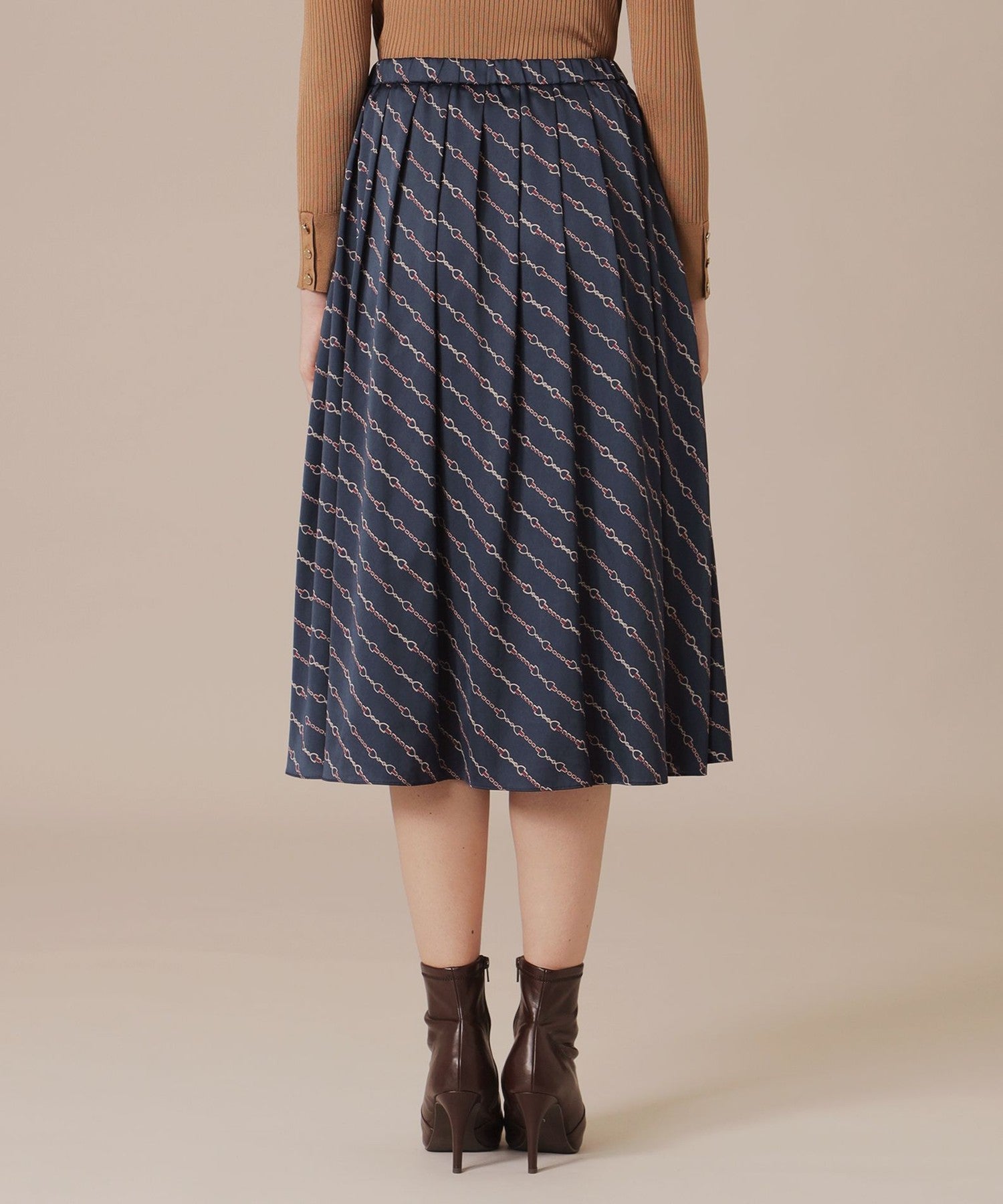 2511-G5S1242028__M,28,