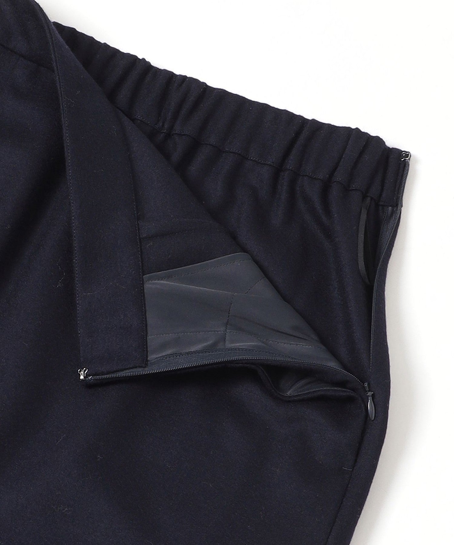 2511-G5S1968228__R,28,