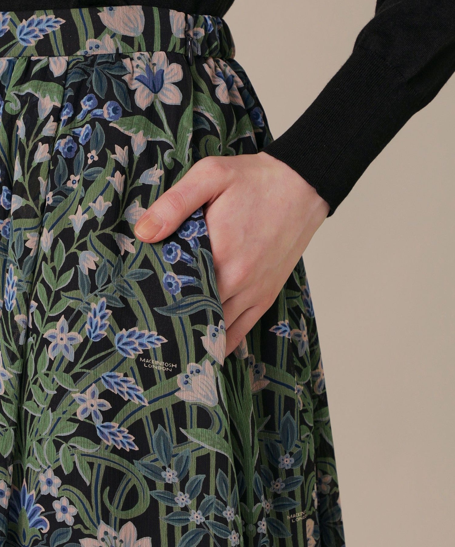 2511-G5S7369475__N,75,