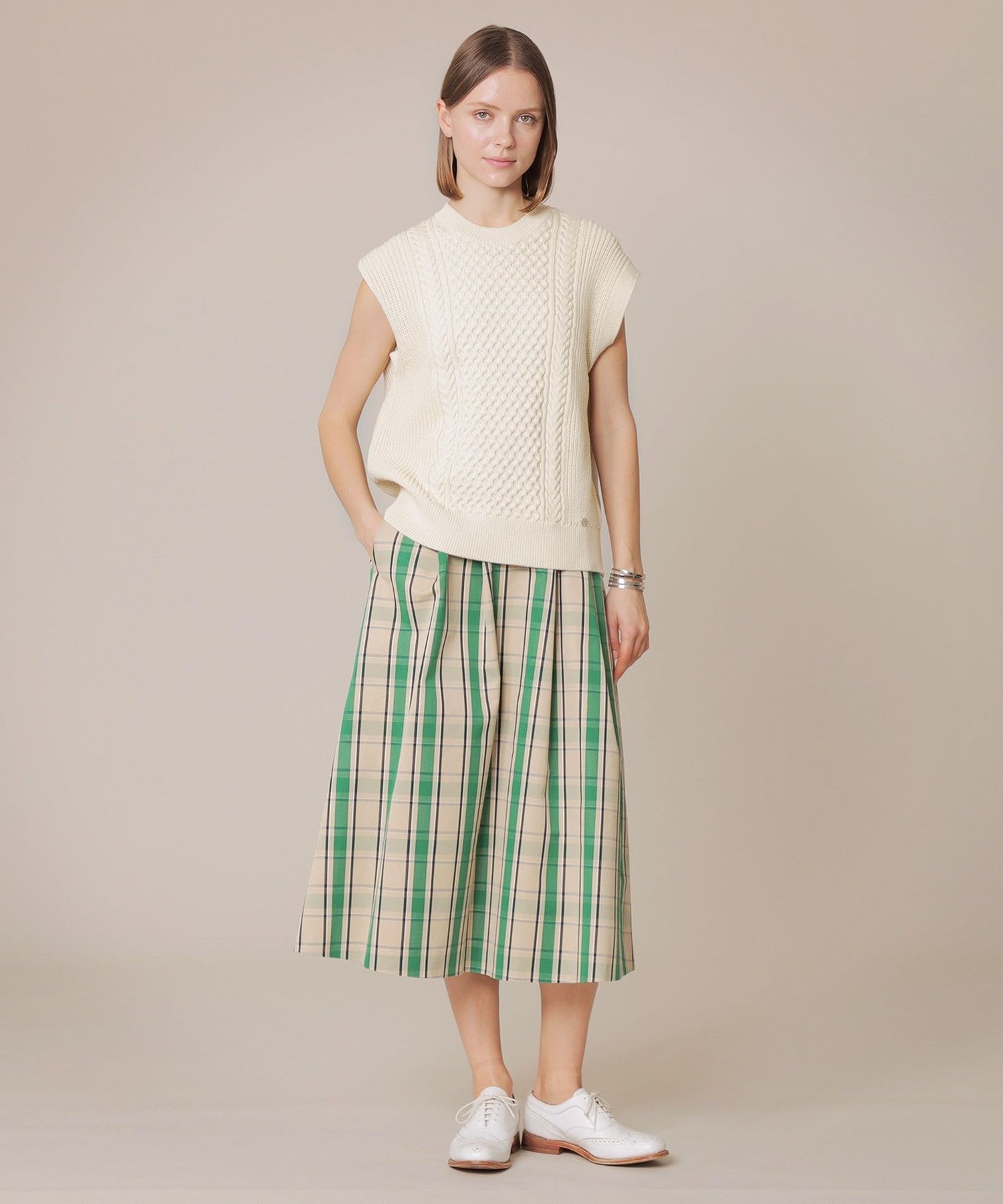 2511-G5V0412294__E,94,