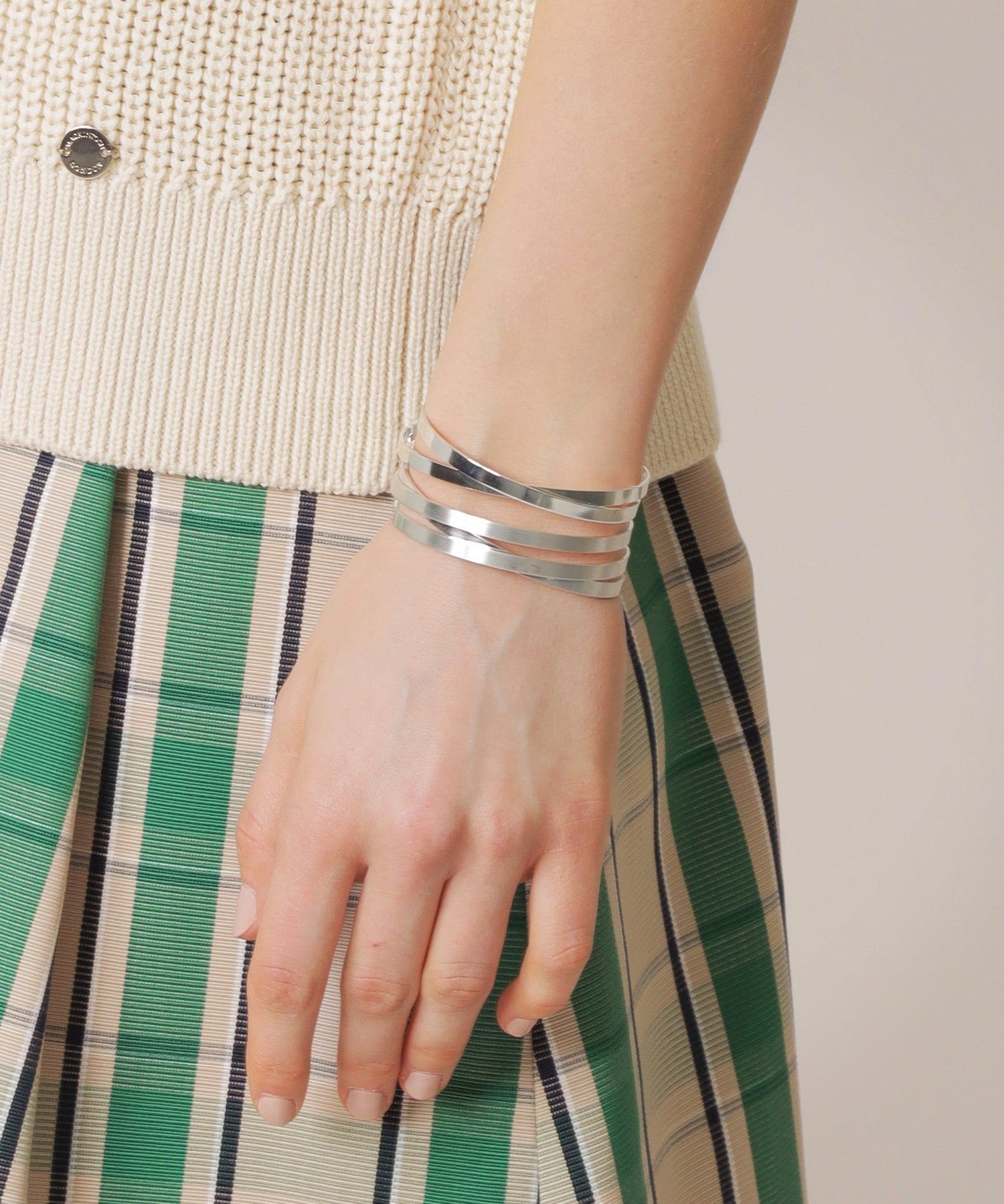 2511-G5V0412294__K,94,