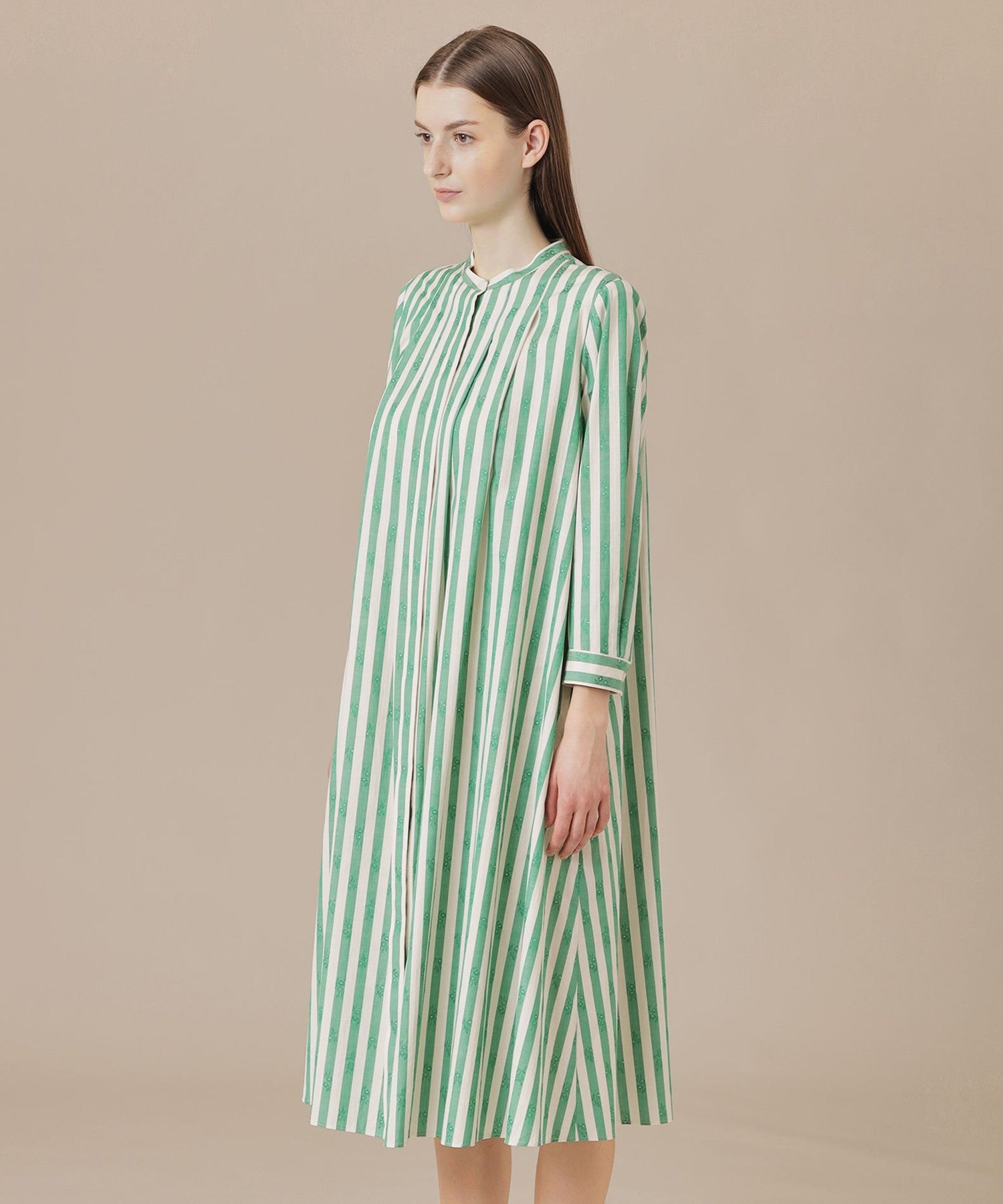 2512-G7J0953372__L,72,