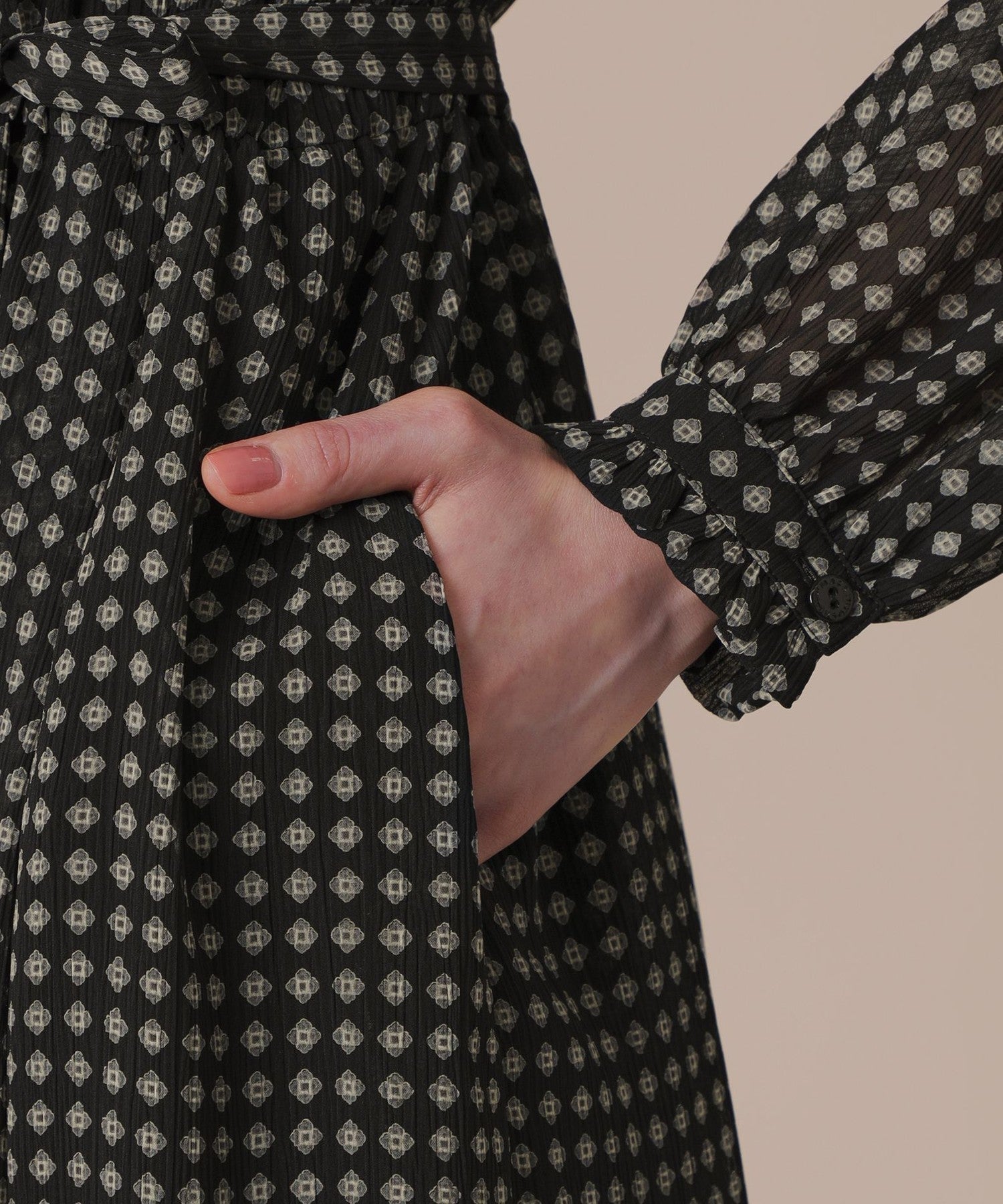 2512-G7J1141009__P,09,