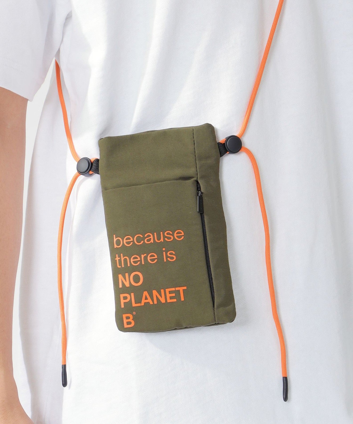 3651-4210600525__D,25,