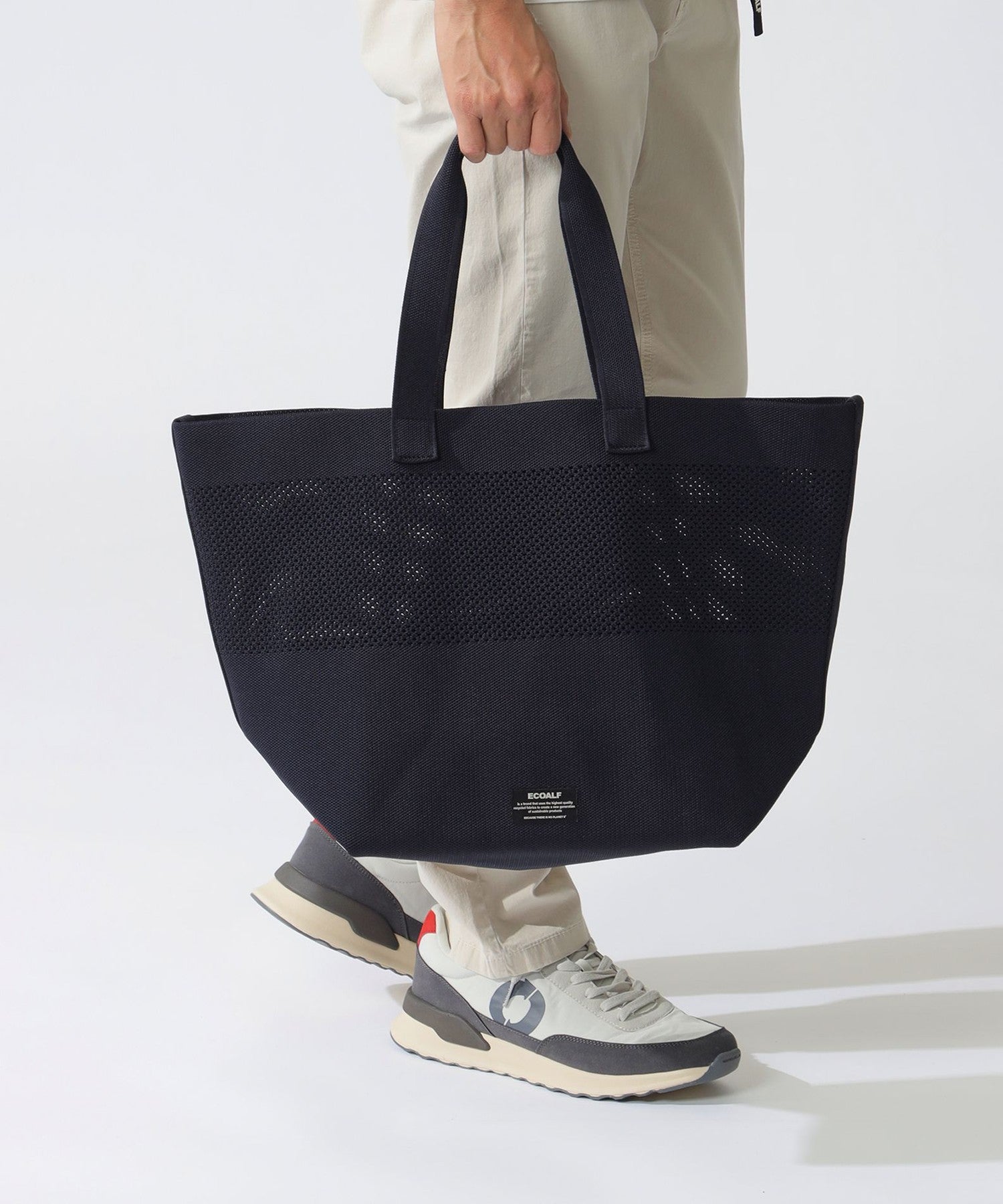 3651-4215155718__H,18,