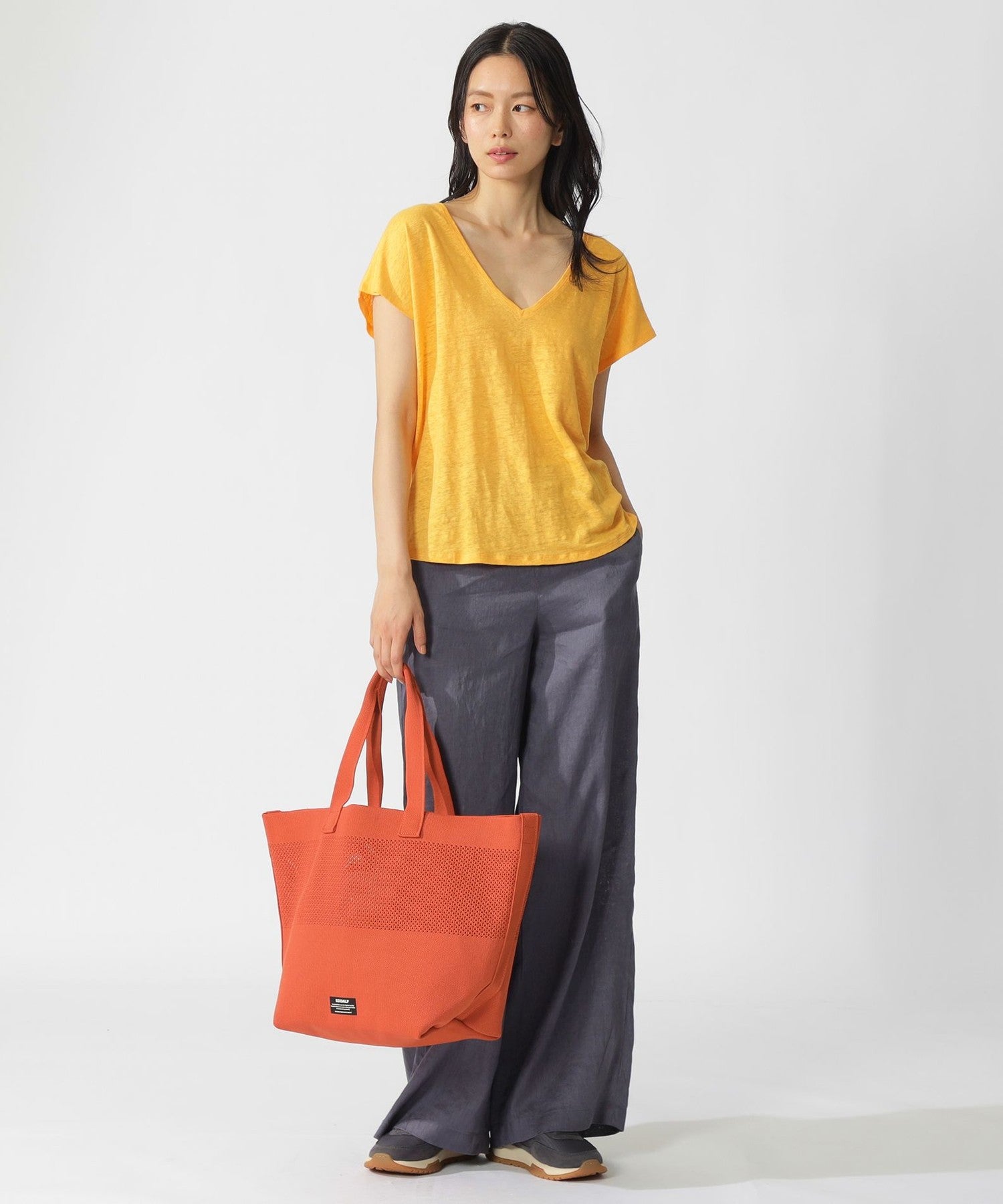 3651-4215155718__M,18,