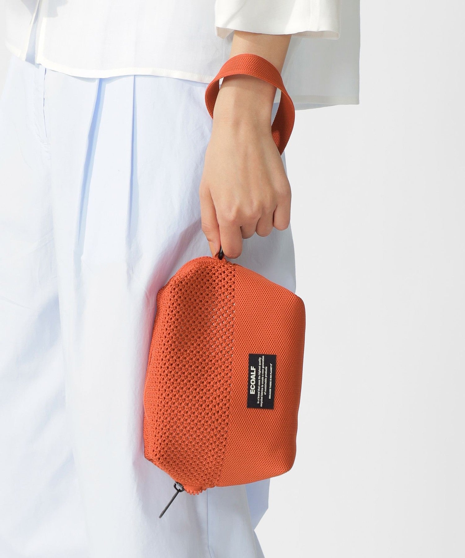 3651-4215355766__H,66,