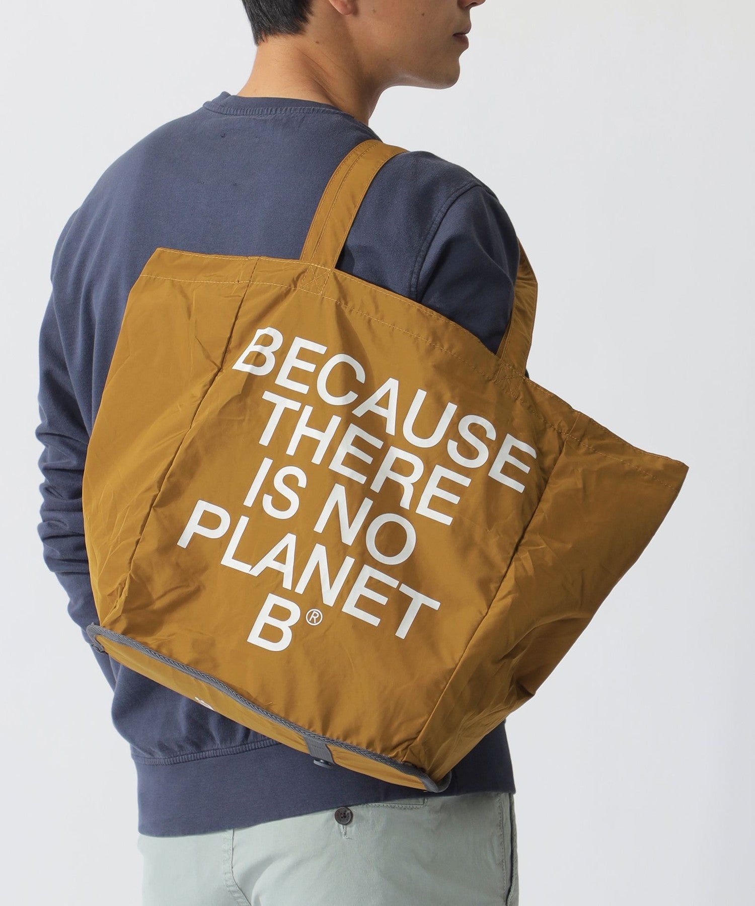 3651-4215804077__H,77,