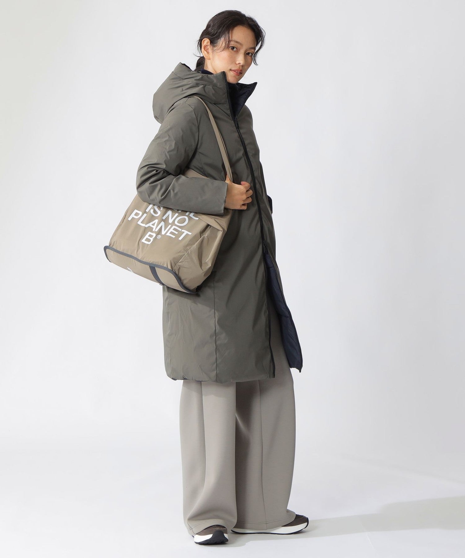 3651-4215804077__S,77,