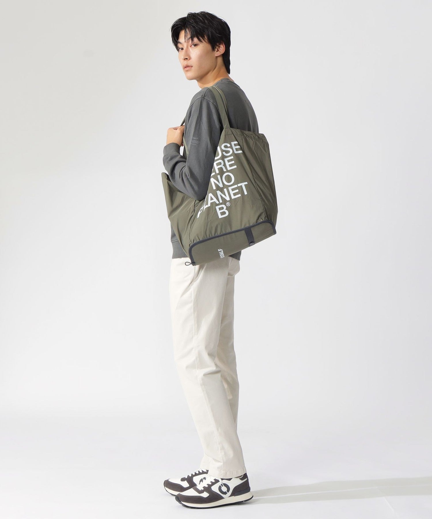 3651-4215804077__Z,77,