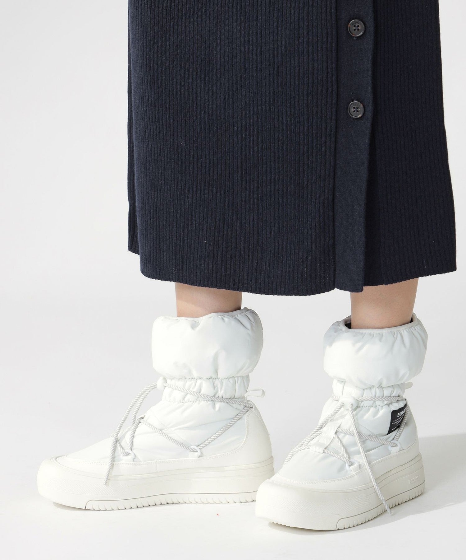 3651-4243224079__A,79,