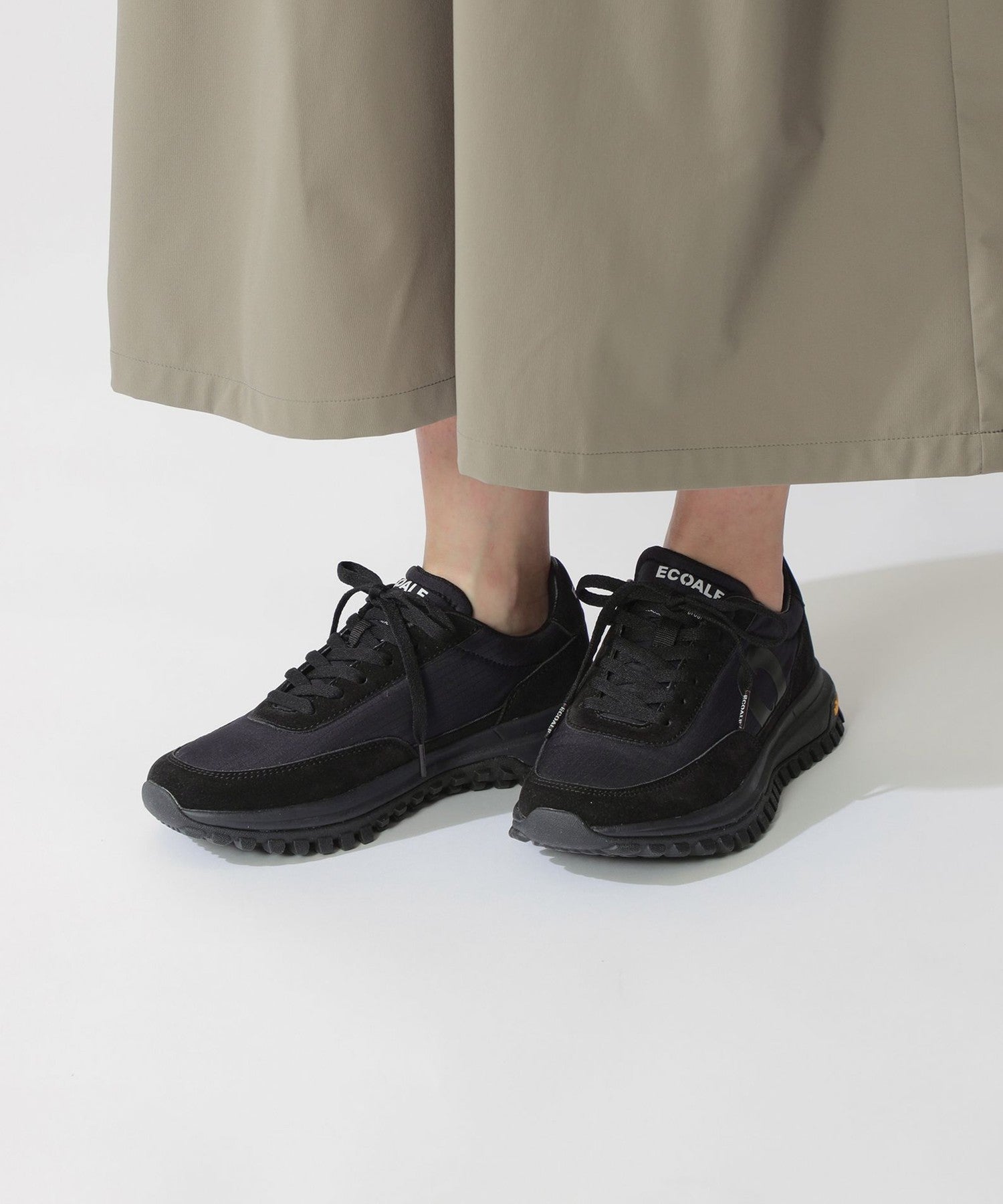 3651-4244042709__H,09,