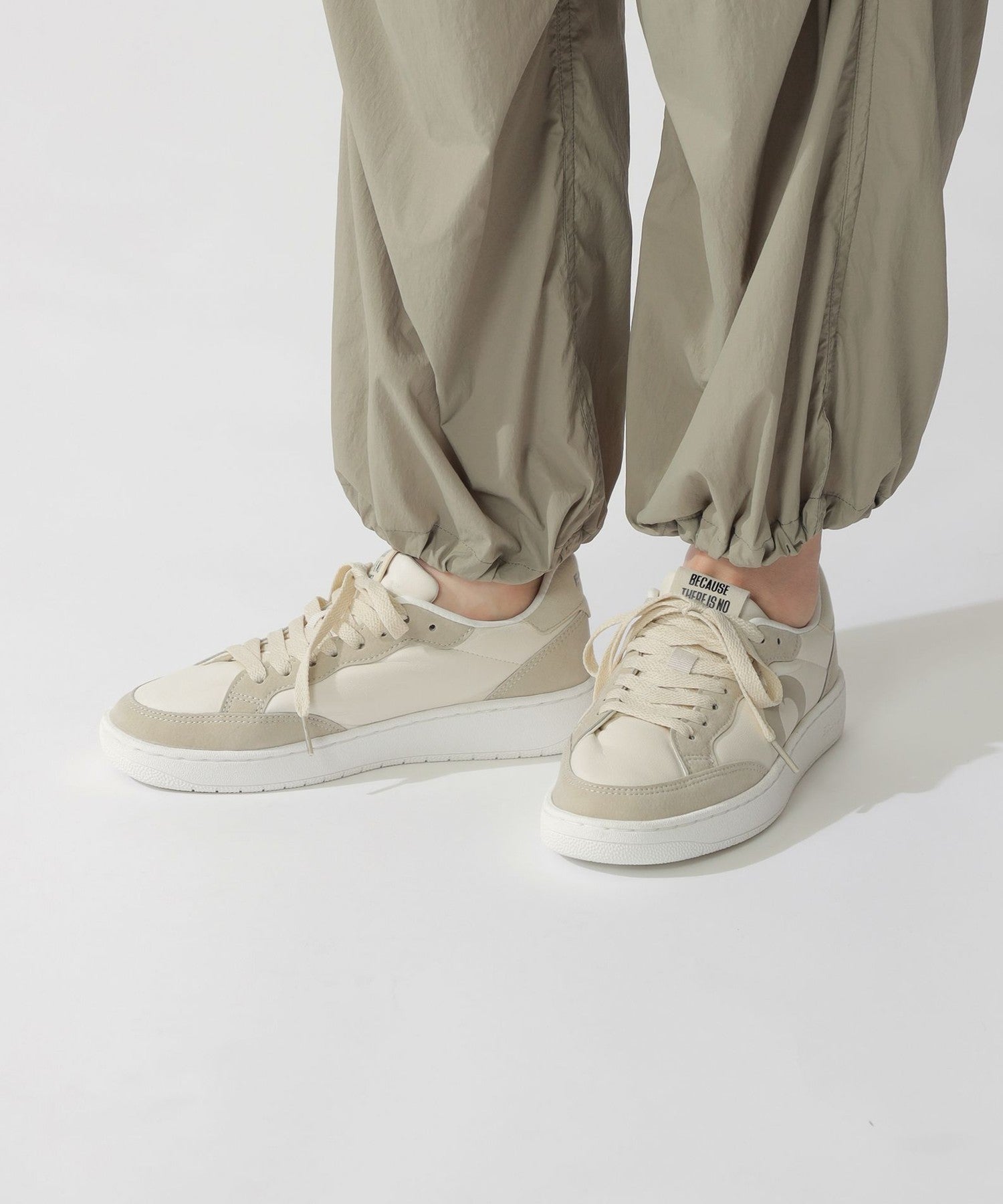 3651-4244243041__I,41,