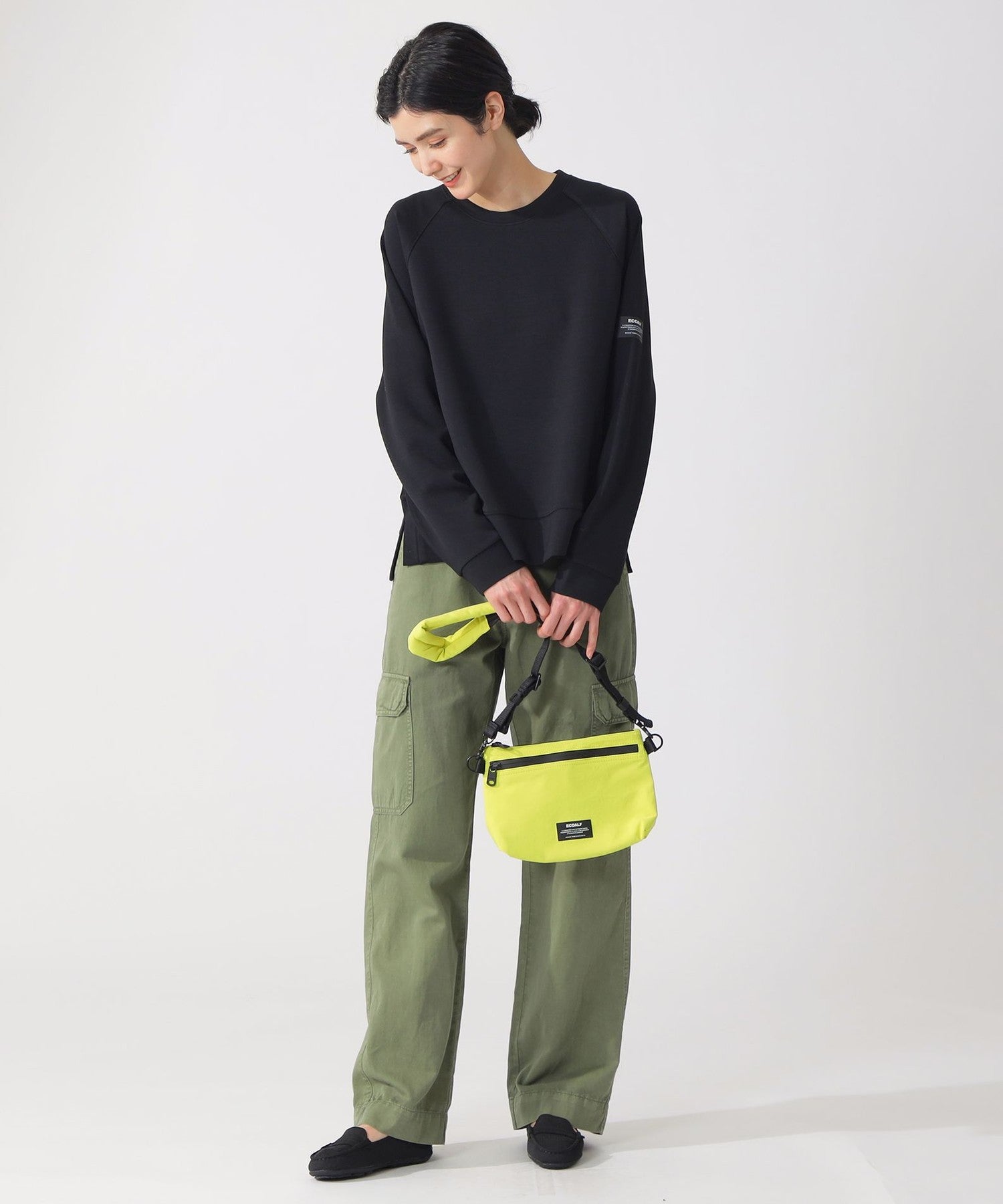 3651-4246137040__J,40,