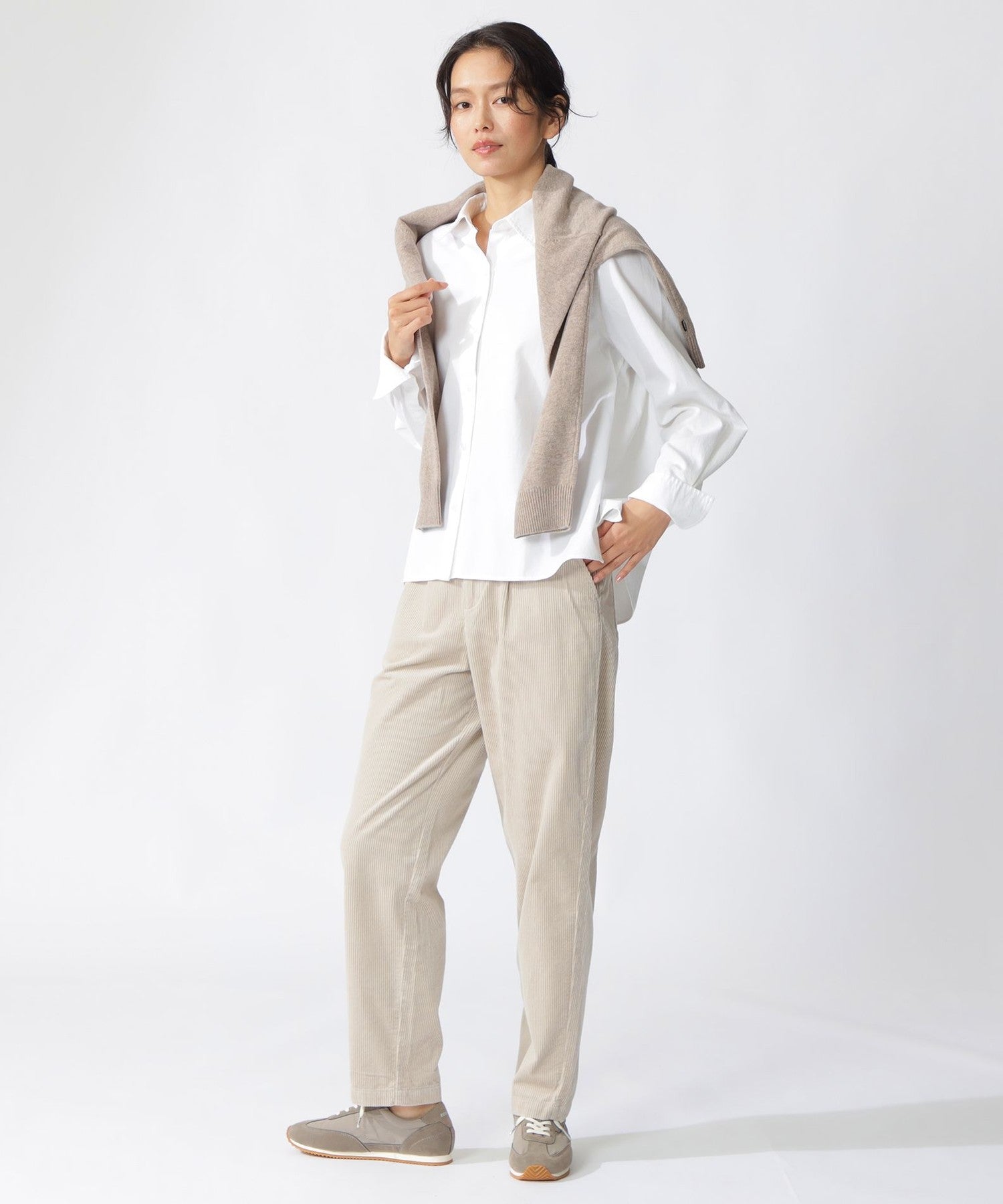 3651-42M0161121__J,21,