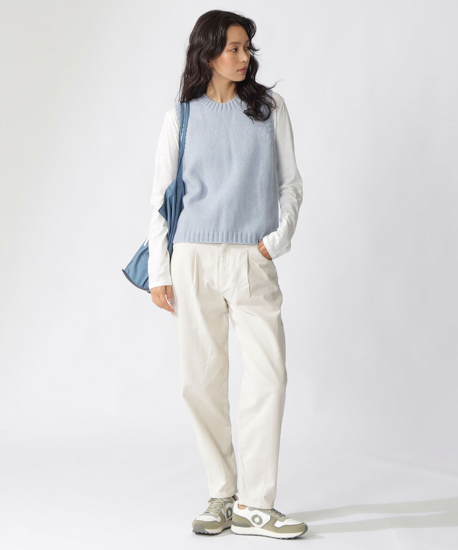 3651-42N2563540__N,40,