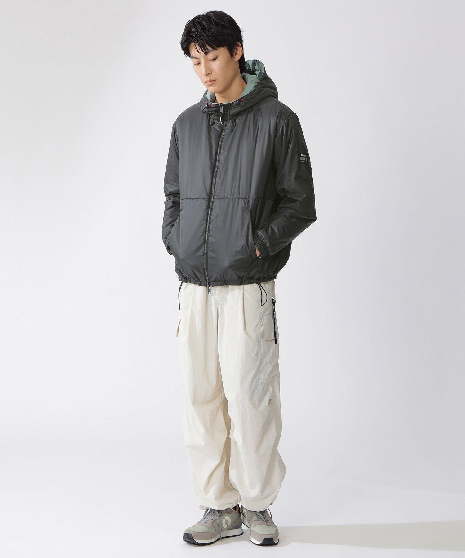 3651-44F0769602__Q,02,