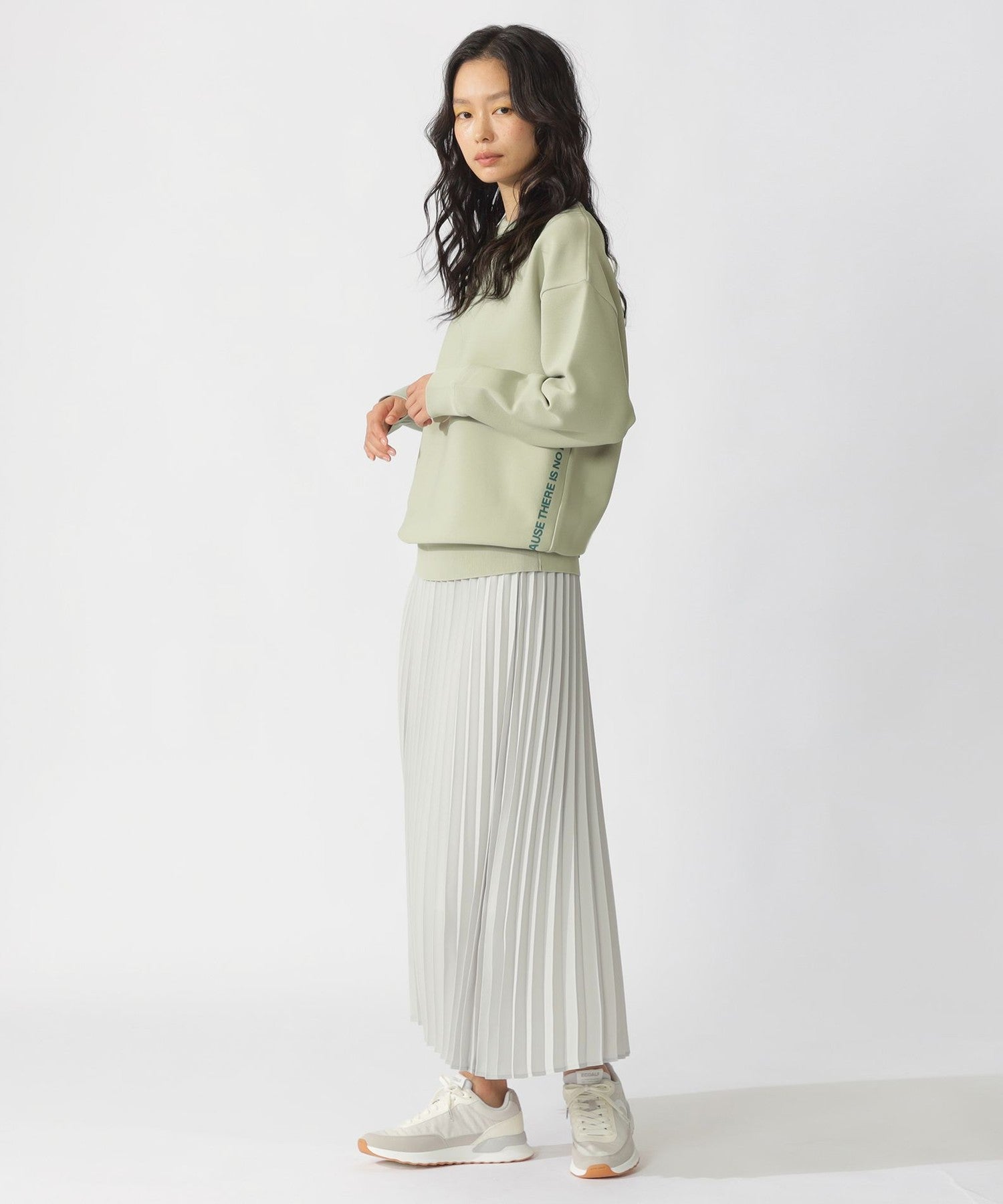 3651-44N0169173__W,73,