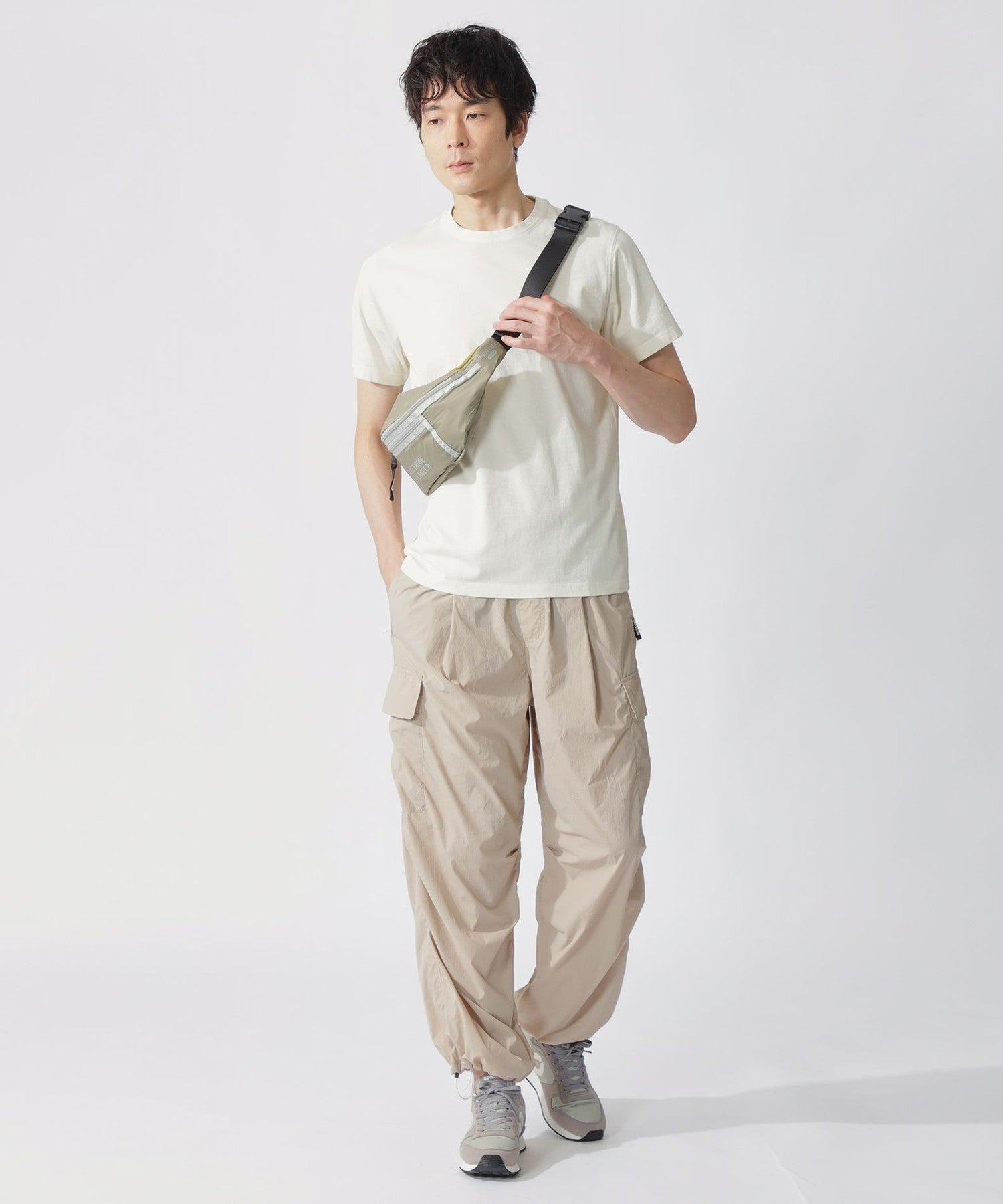 3651-4510369602__R,02,